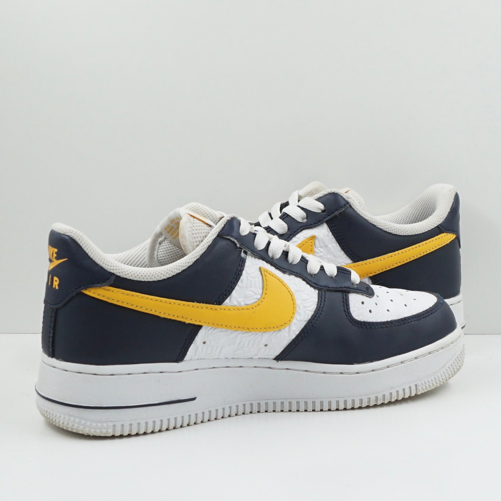 Nike Air Force 1 '07 Low Embossed Hoops Dark Obsidian