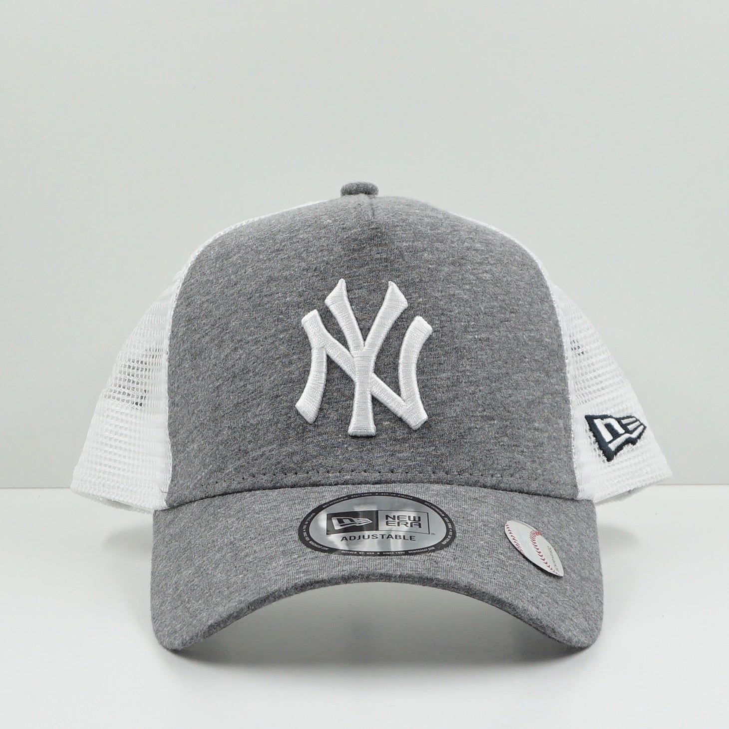 New Era New York Yankees Grey White Fleece Adjustable Cap
