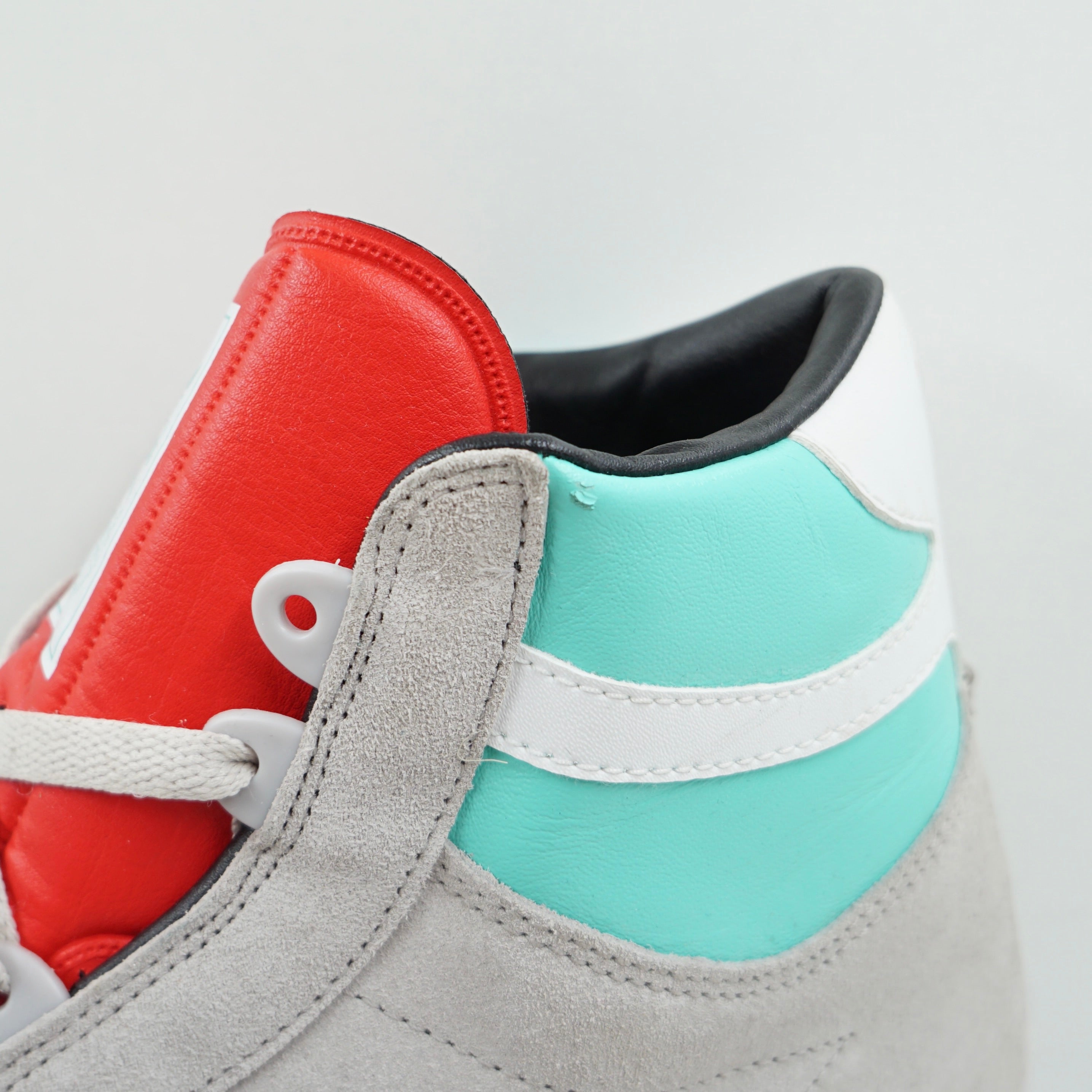 Adidas Jogging Hi II Grey Red