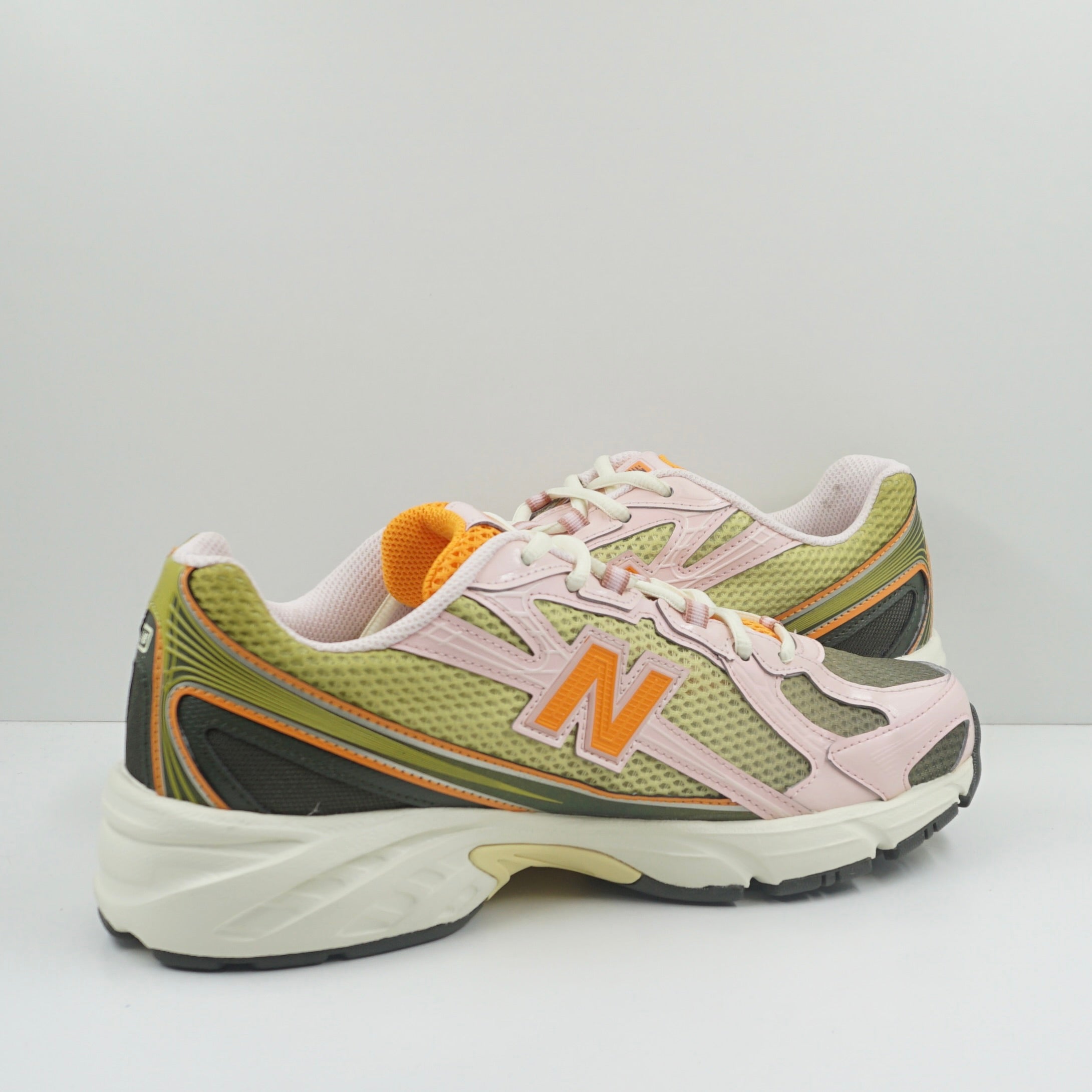 New Balance 740 Concepts Saignée