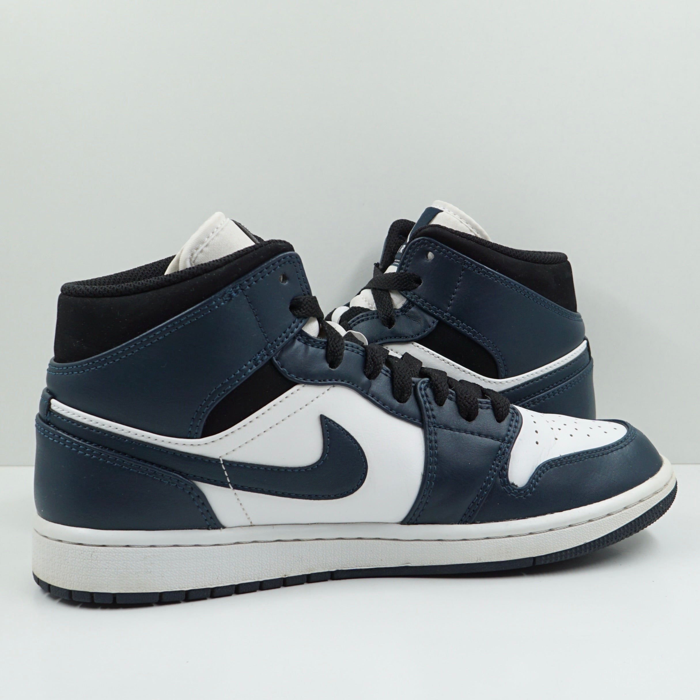 Jordan 1 Mid Armory Navy