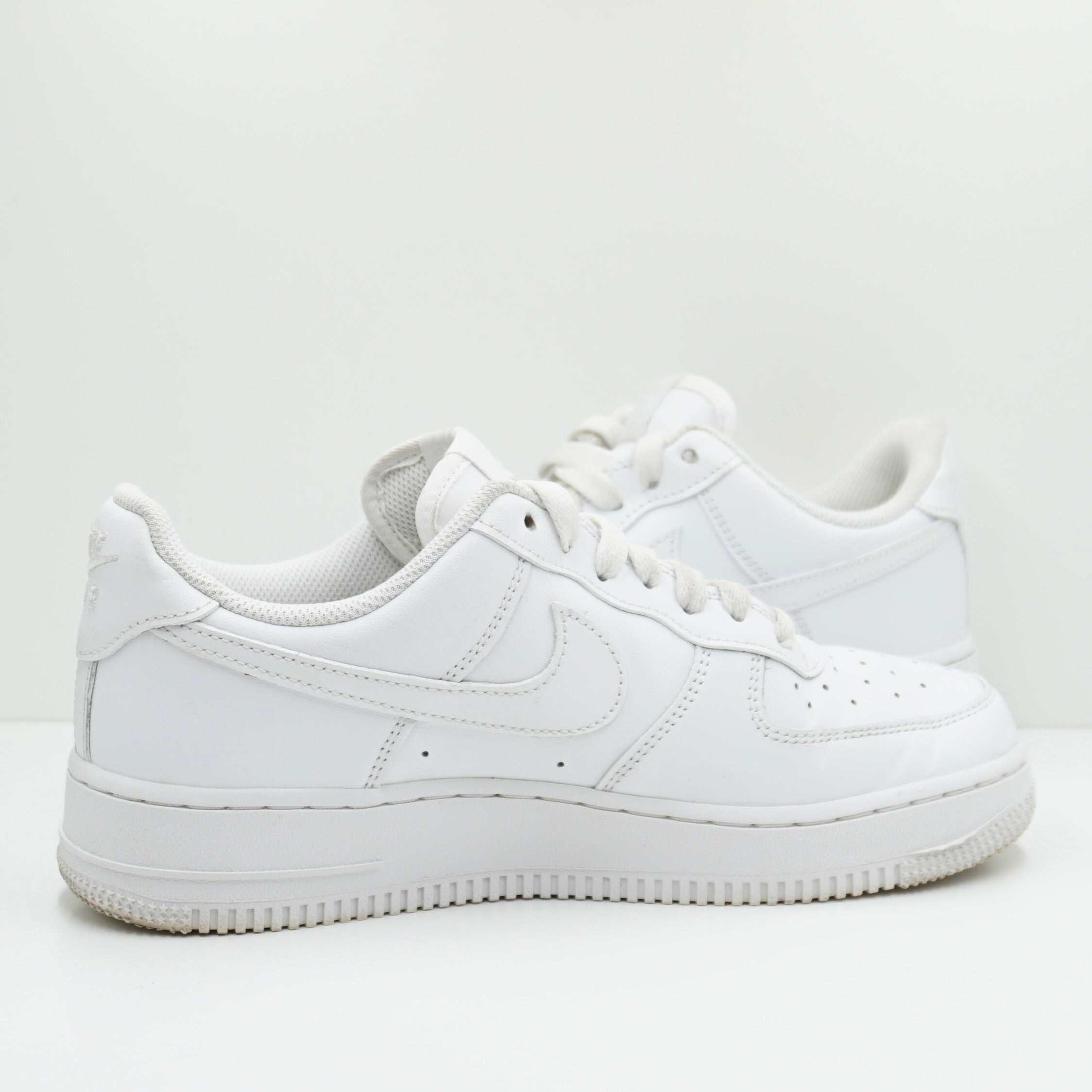 Nike Air Force 1 '07 Triple White (2021)(W)