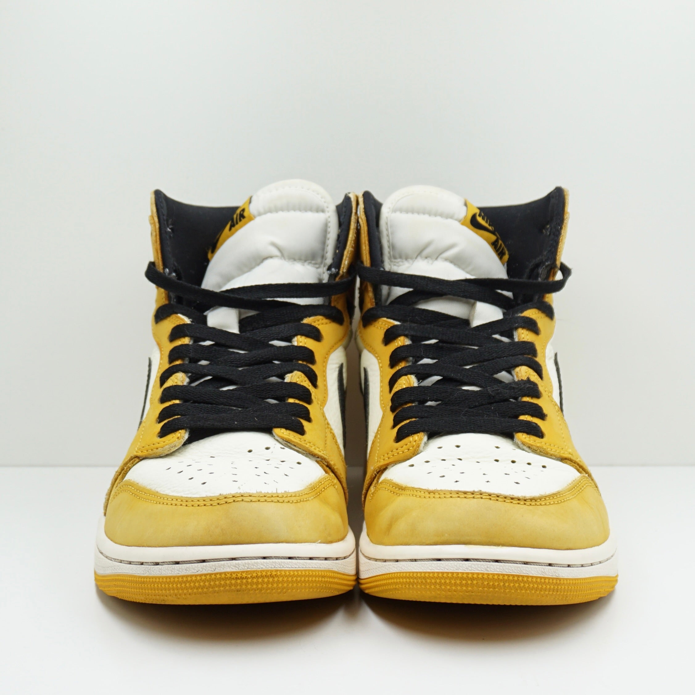 Jordan 1 Retro High OG Yellow Ochre