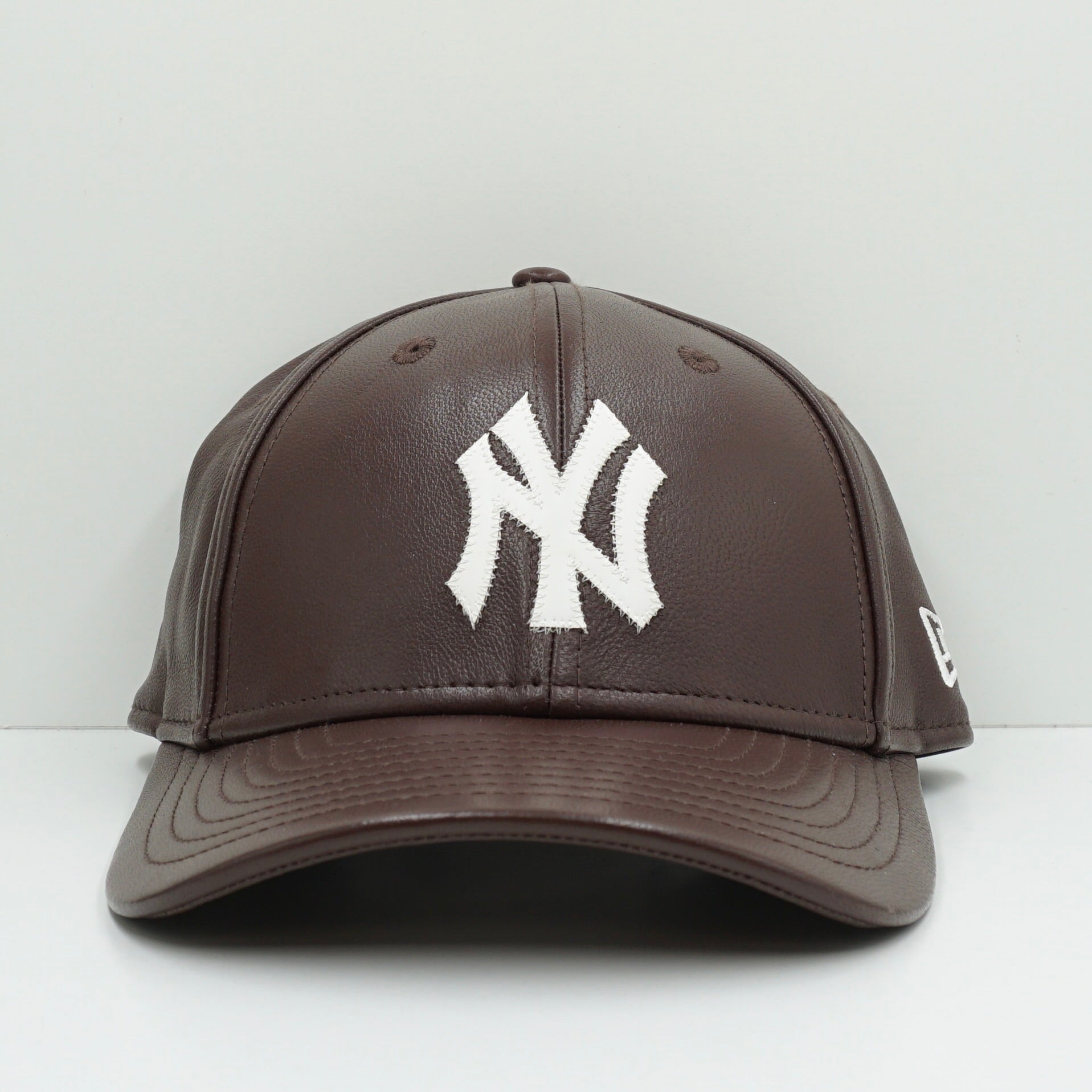 New Era New York Yankees White Logo Brown Leather M-Crown Adjustable Cap