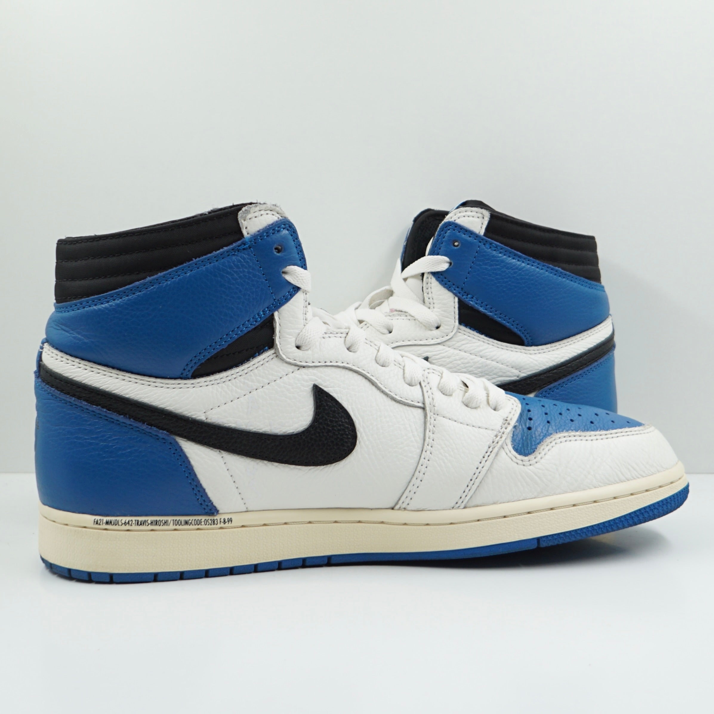 Jordan 1 Retro High OG SP Fragment x Travis Scott