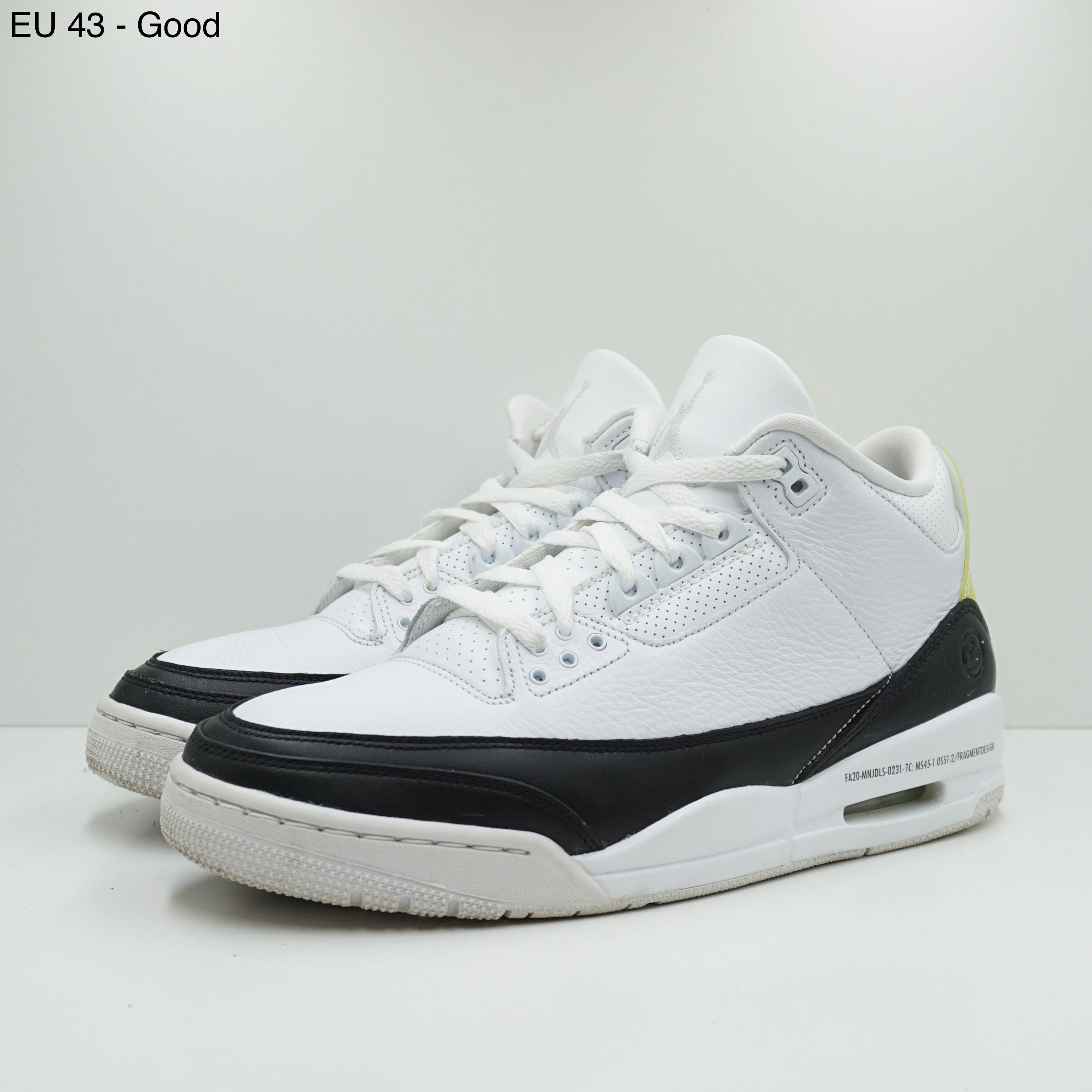 Jordan 3 Retro Fragment