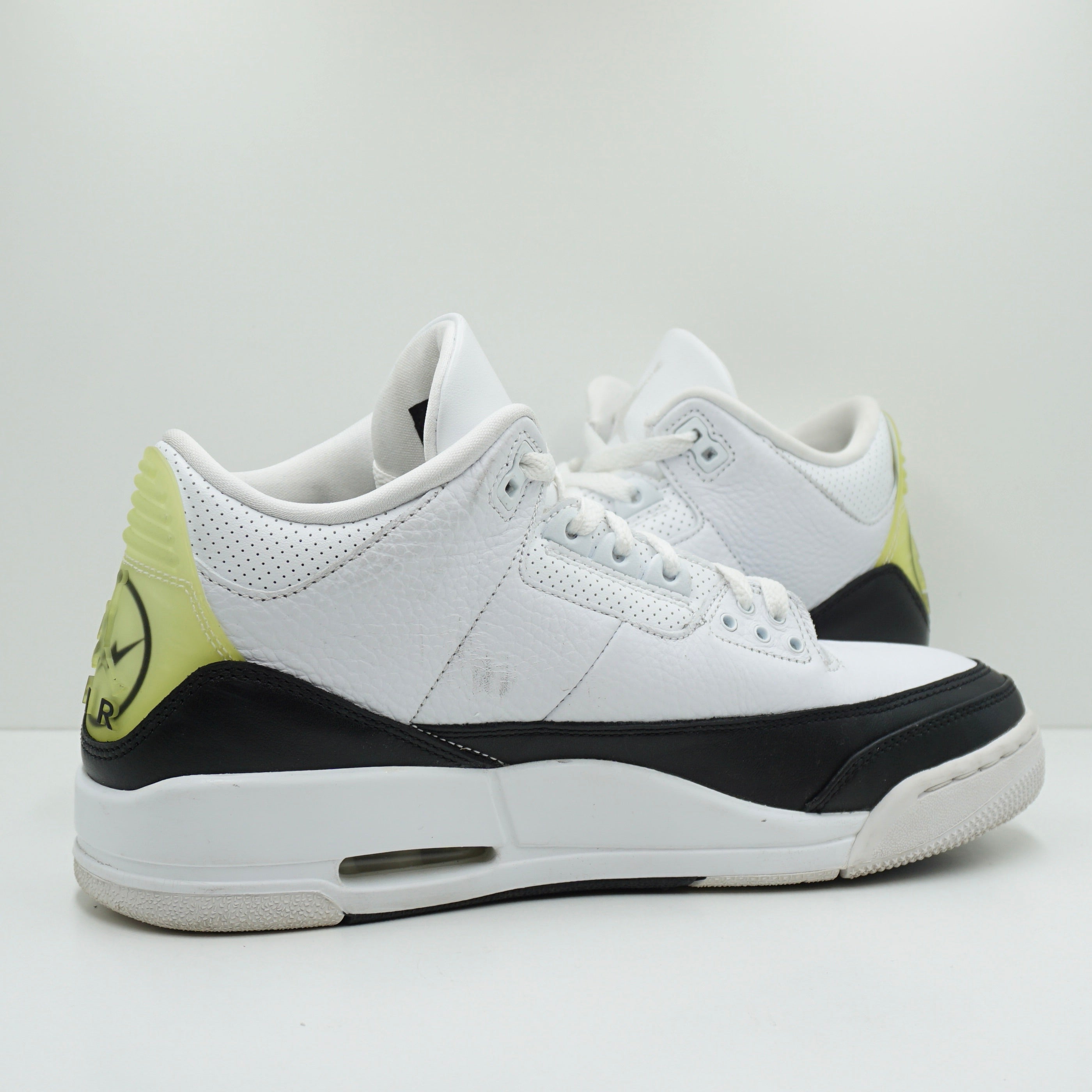 Jordan 3 Retro Fragment