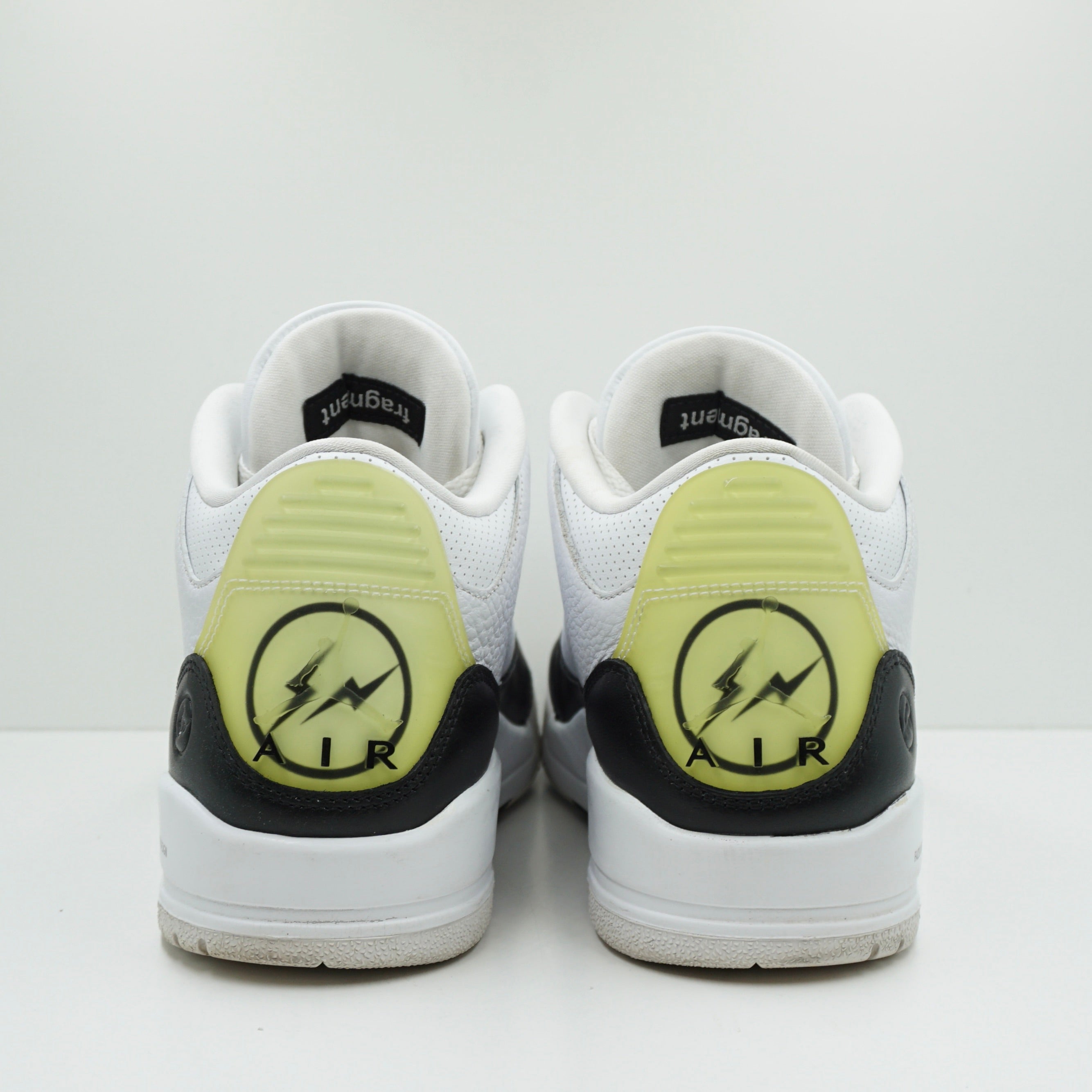 Jordan 3 Retro Fragment