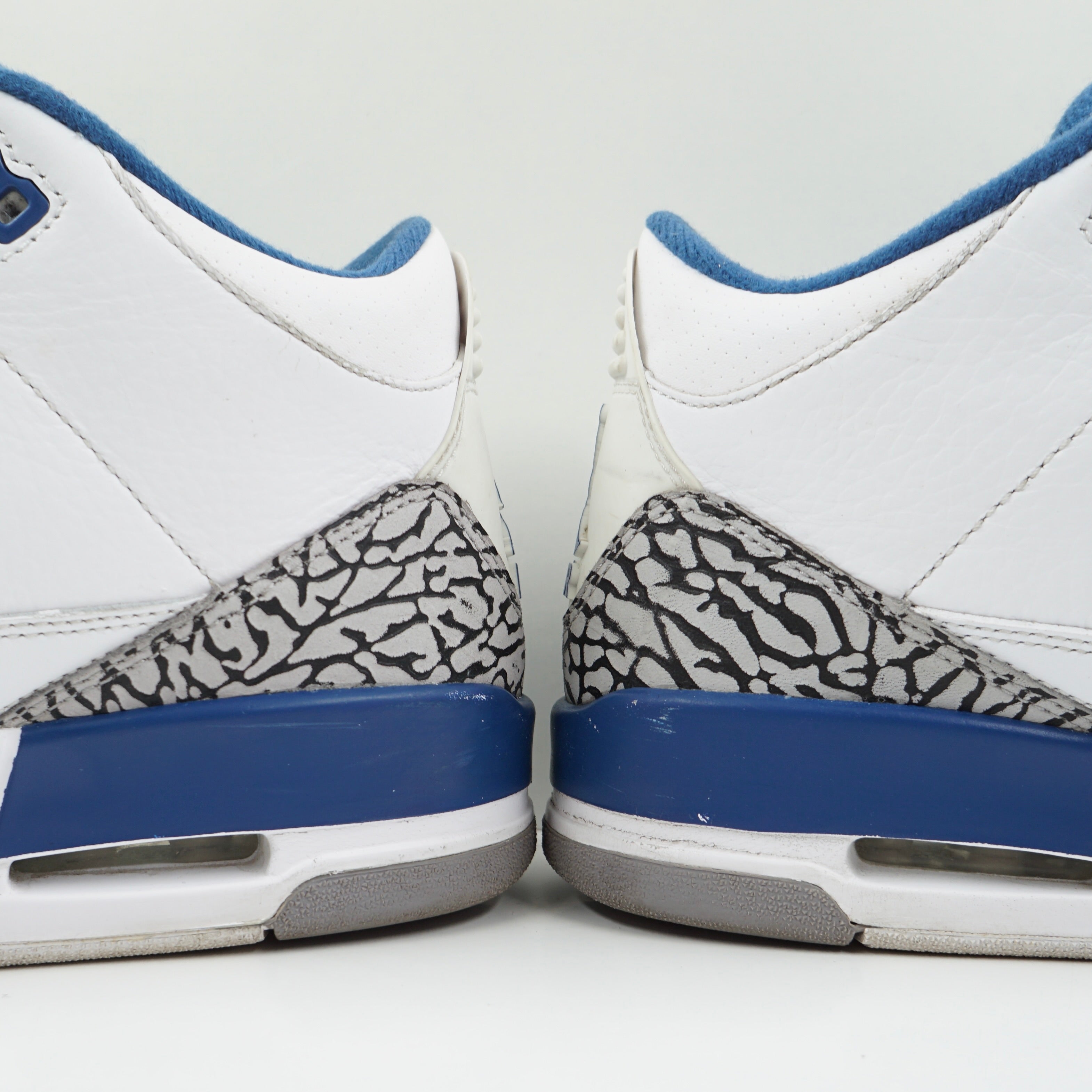 Jordan 3 Retro True Blue (2011)