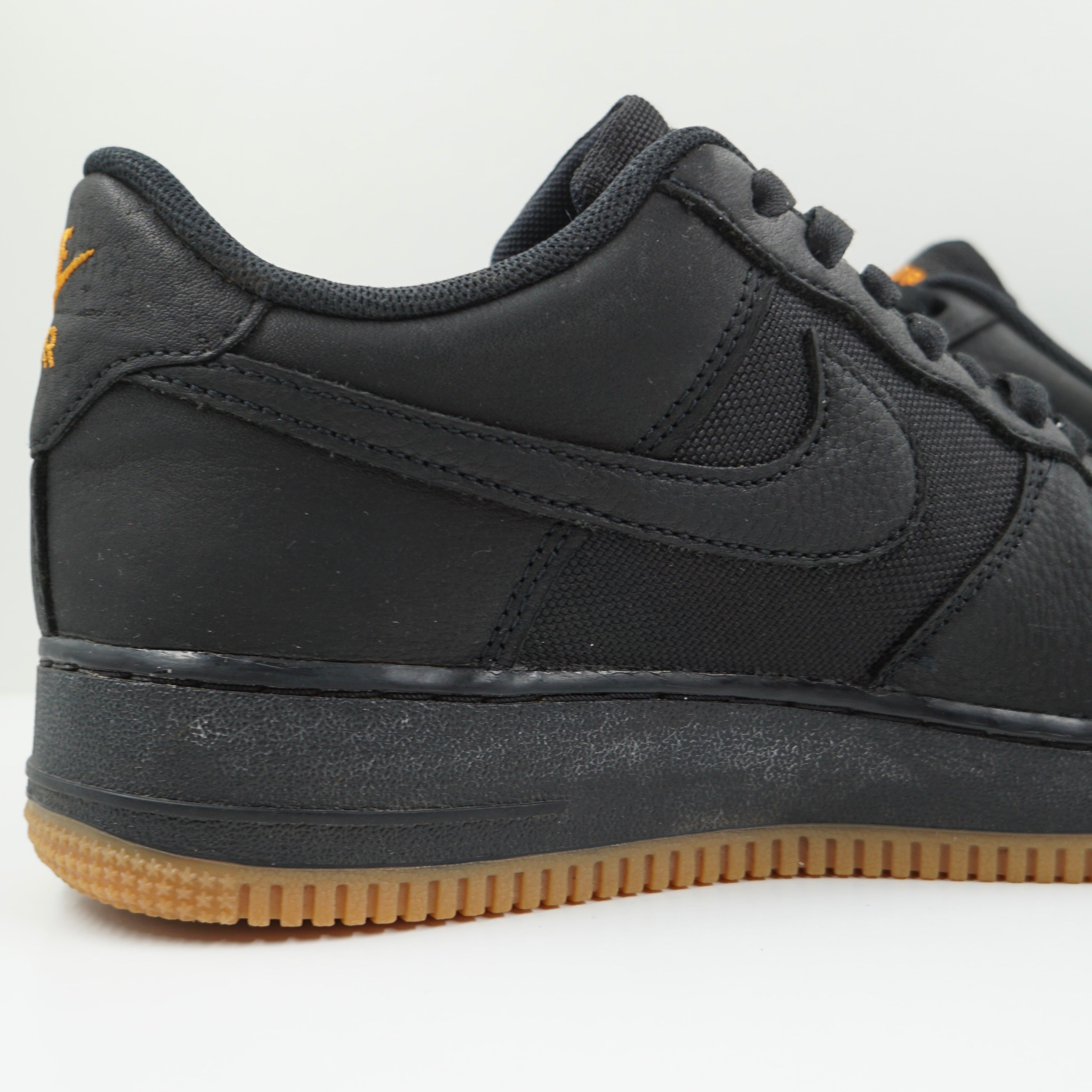 Nike Air Force 1 Low Gore-Tex Black Light Carbon