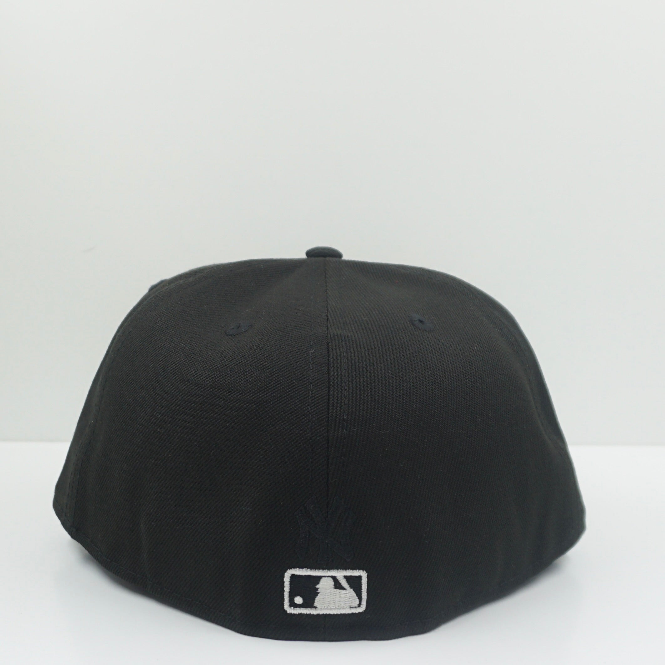 New Era New York Yankees Dotted Floral Black Fitted Cap