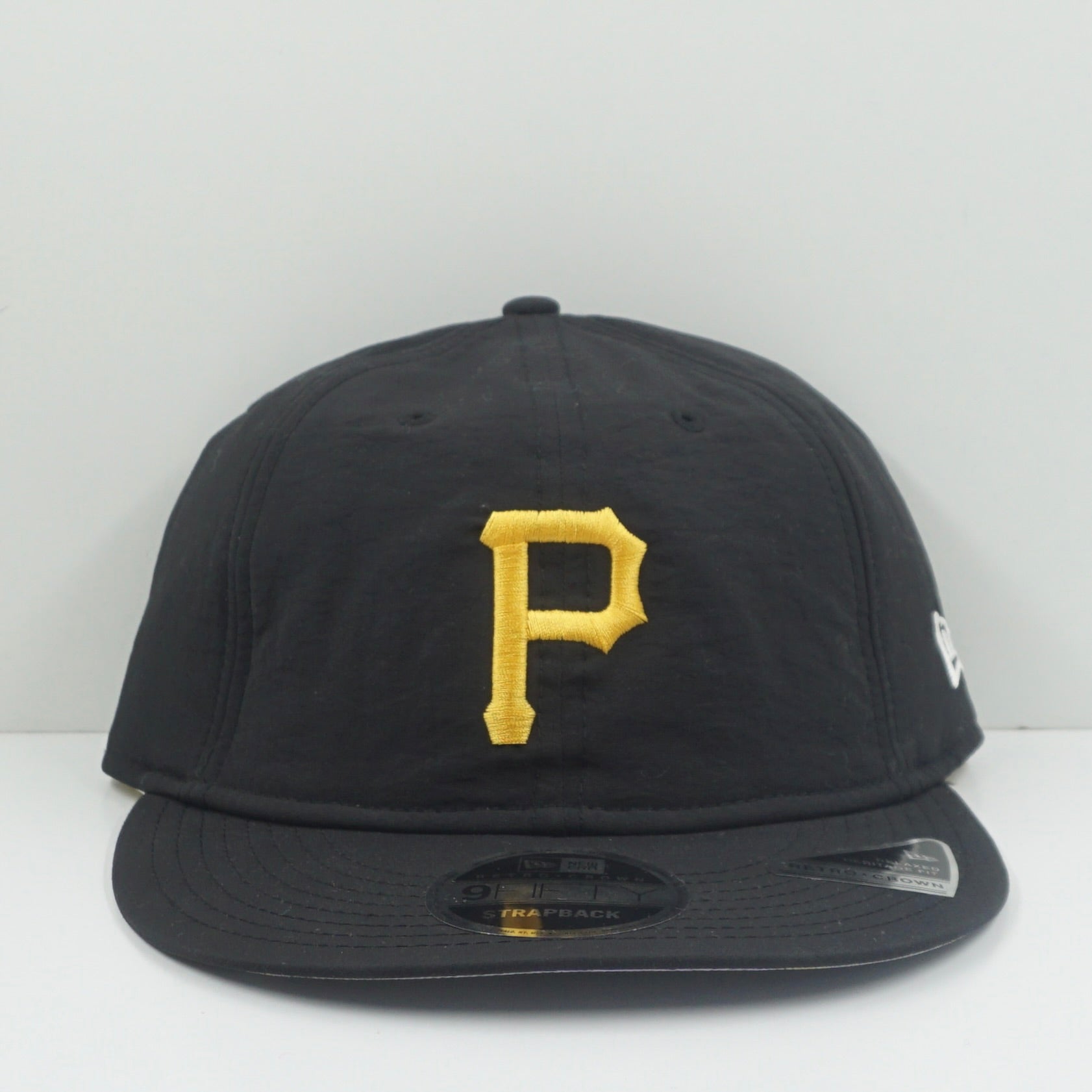 New Era Retro Crown Pittsburgh Pirates Black Padded Adjustable Cap