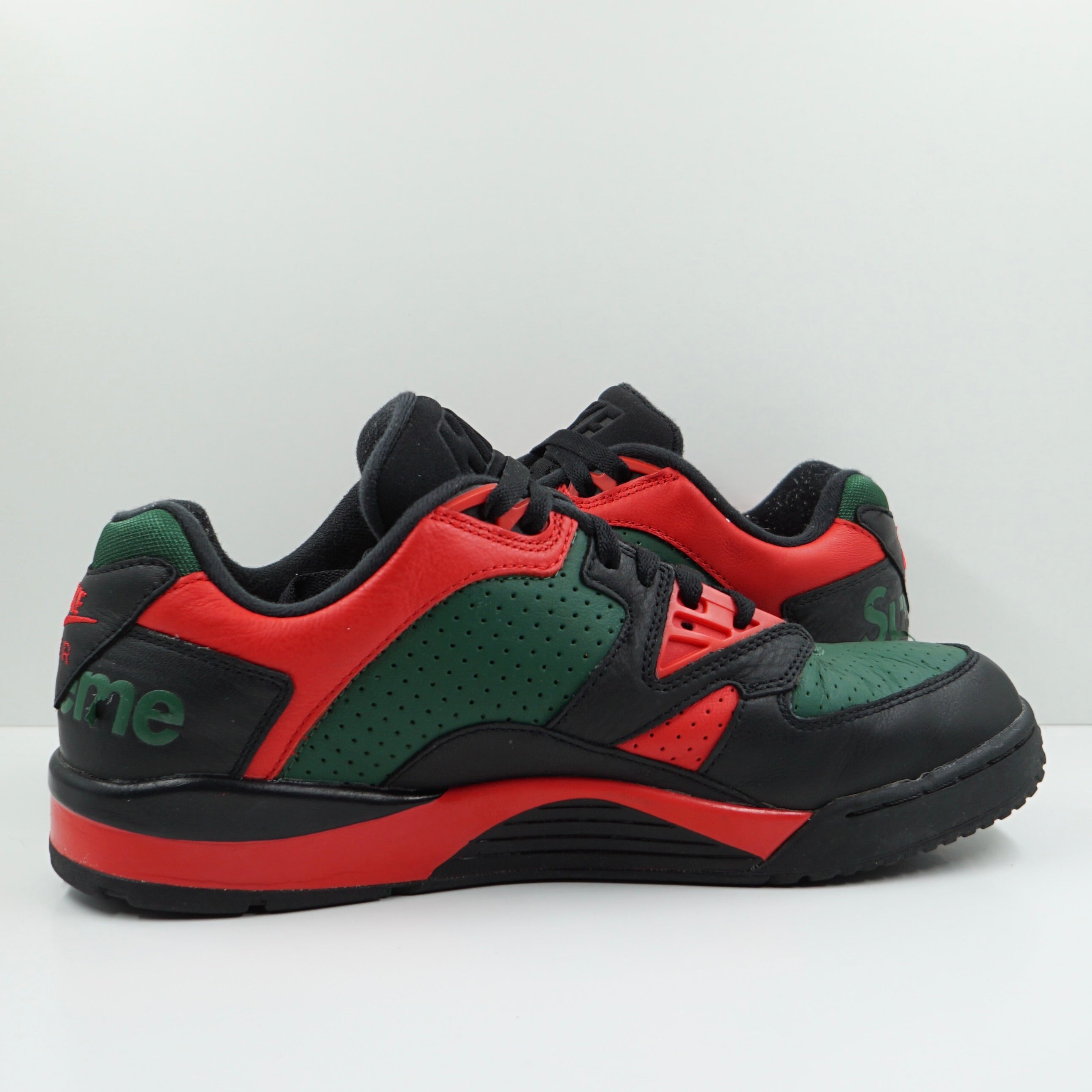 Nike Cross Trainer 3 Low Supreme Black Green Red