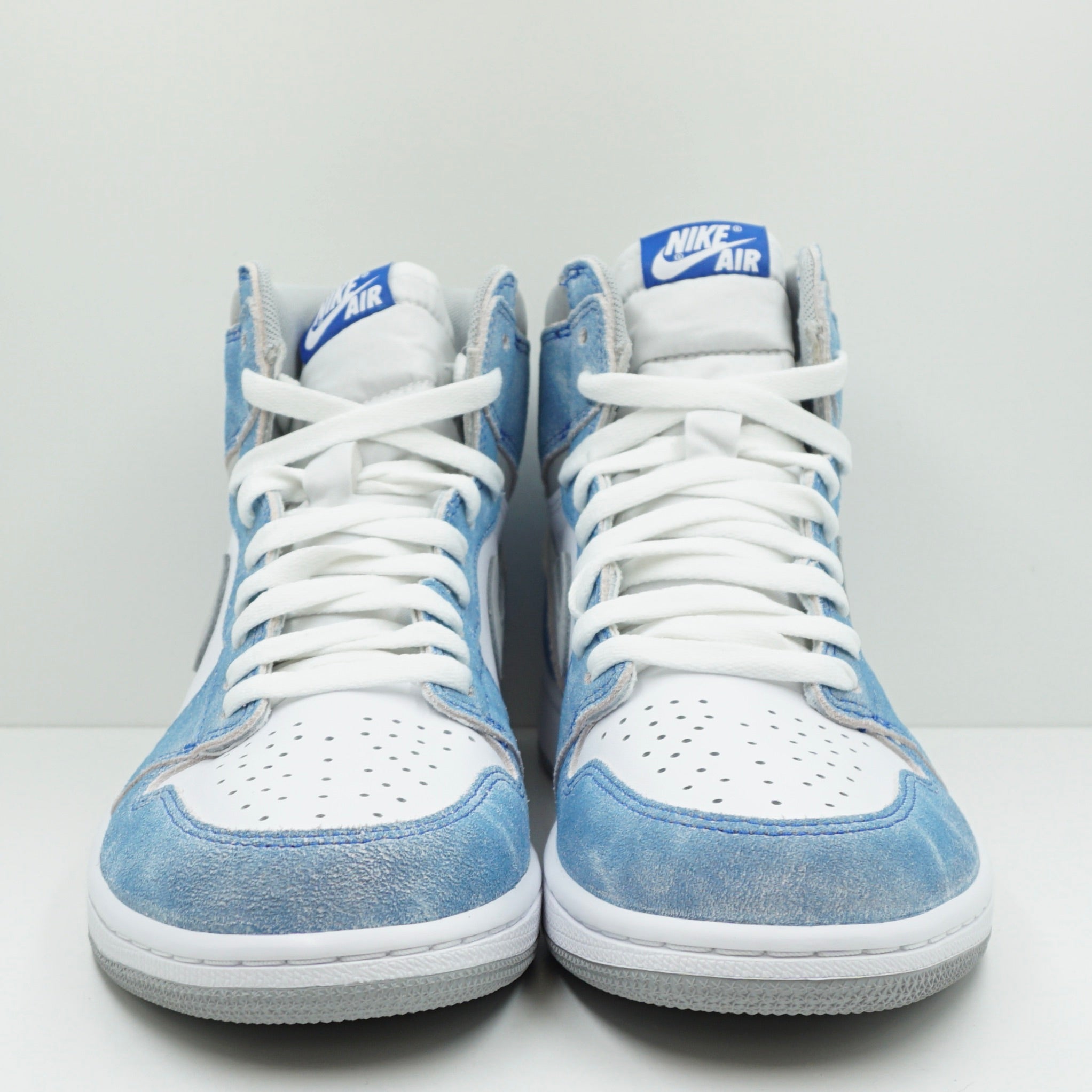 Jordan 1 Retro High Hyper Royal Smoke Grey
