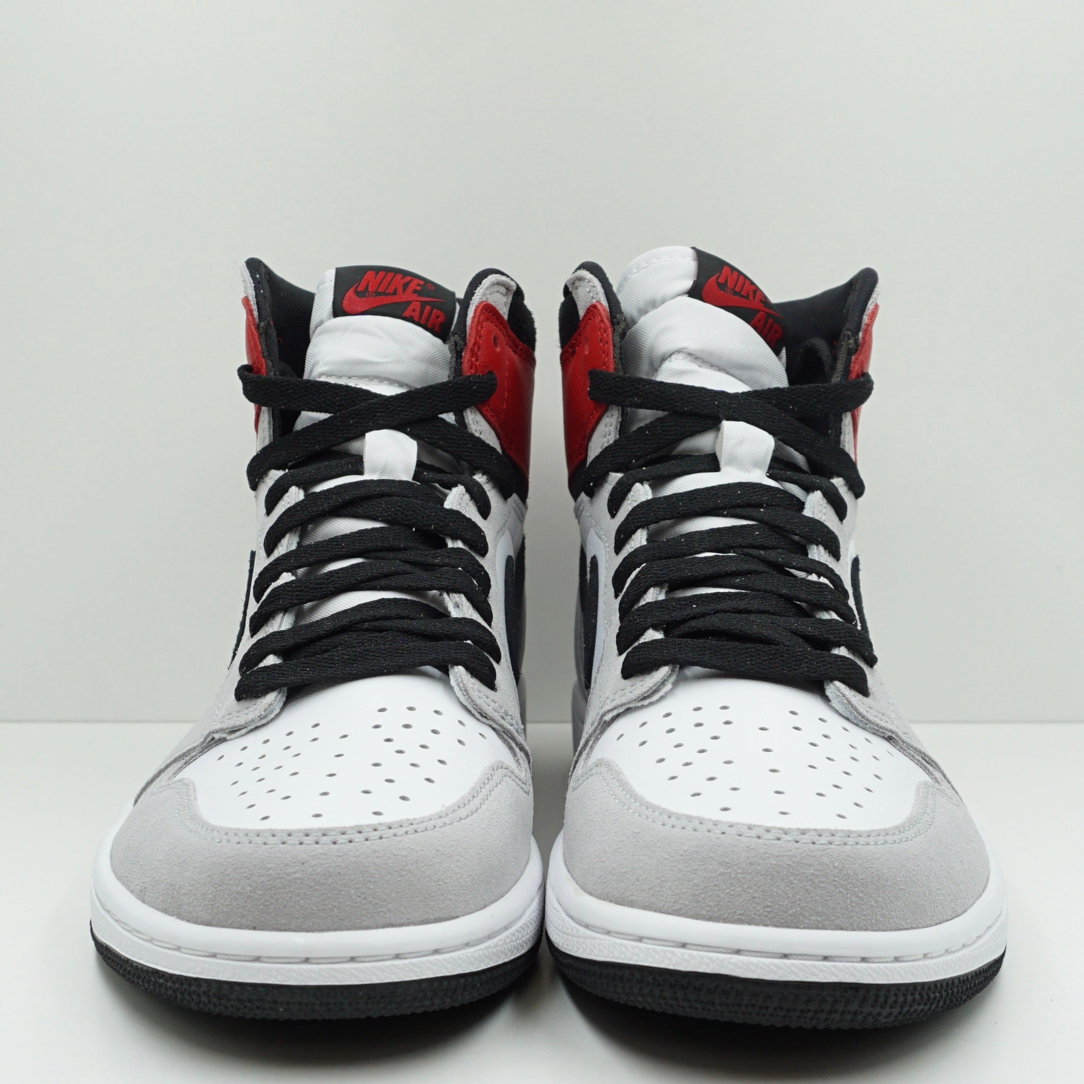 Jordan 1 Retro High Light Smoke Grey