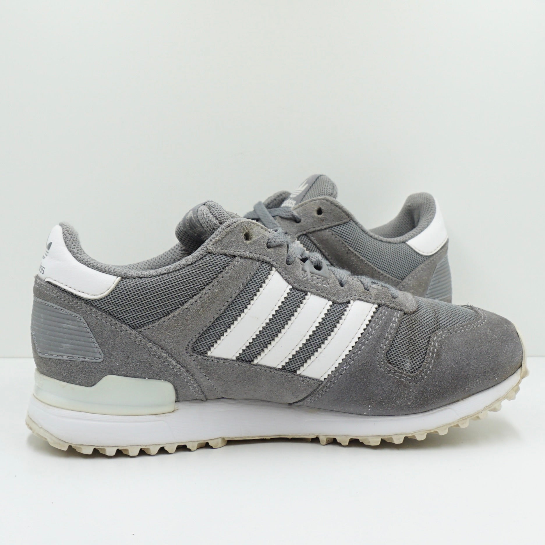 silver-stone  Adidas Zx Zx 700 Silver Adidas ZX 700 Grey