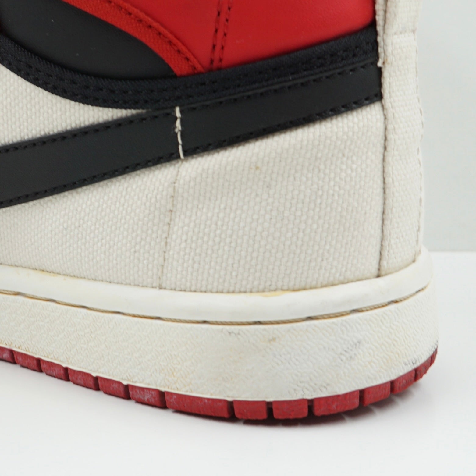 Jordan 1 Retro AJKO Chicago Vintage