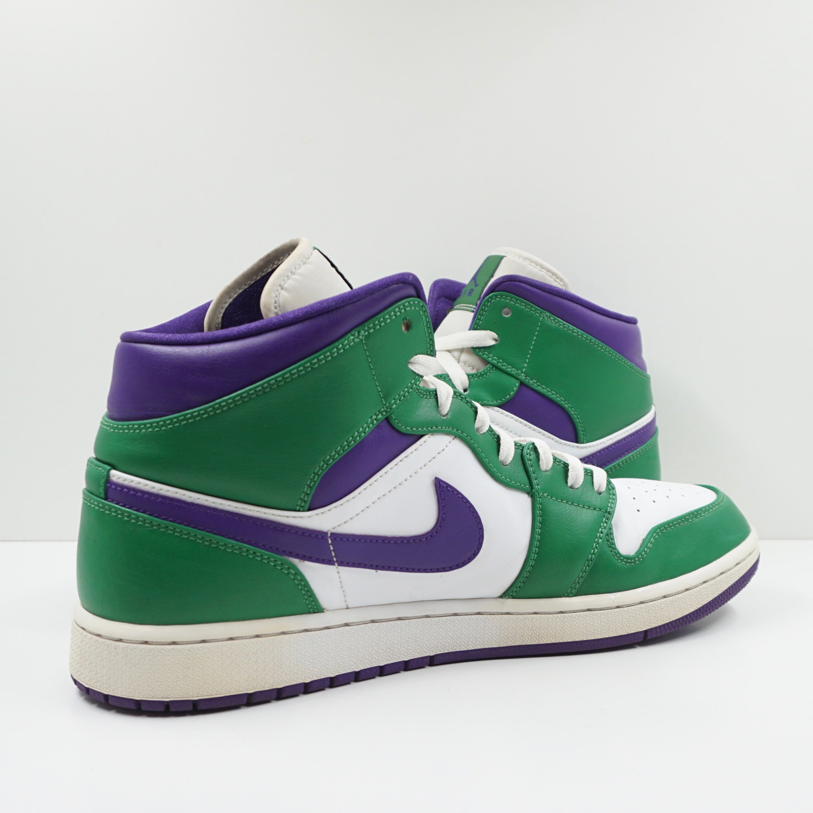 Jordan 1 Mid Incredible Hulk