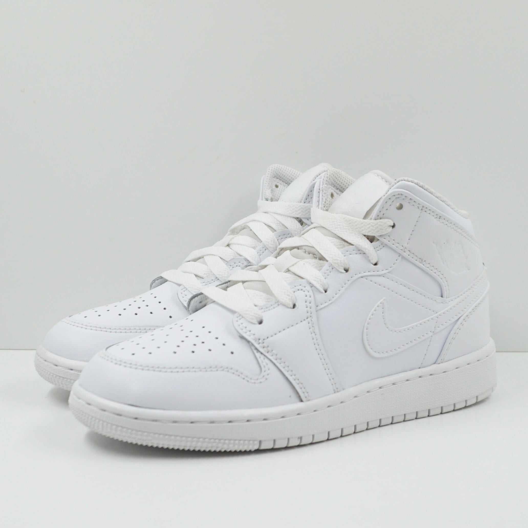 Jordan 1 Mid Triple White (2023) (GS)