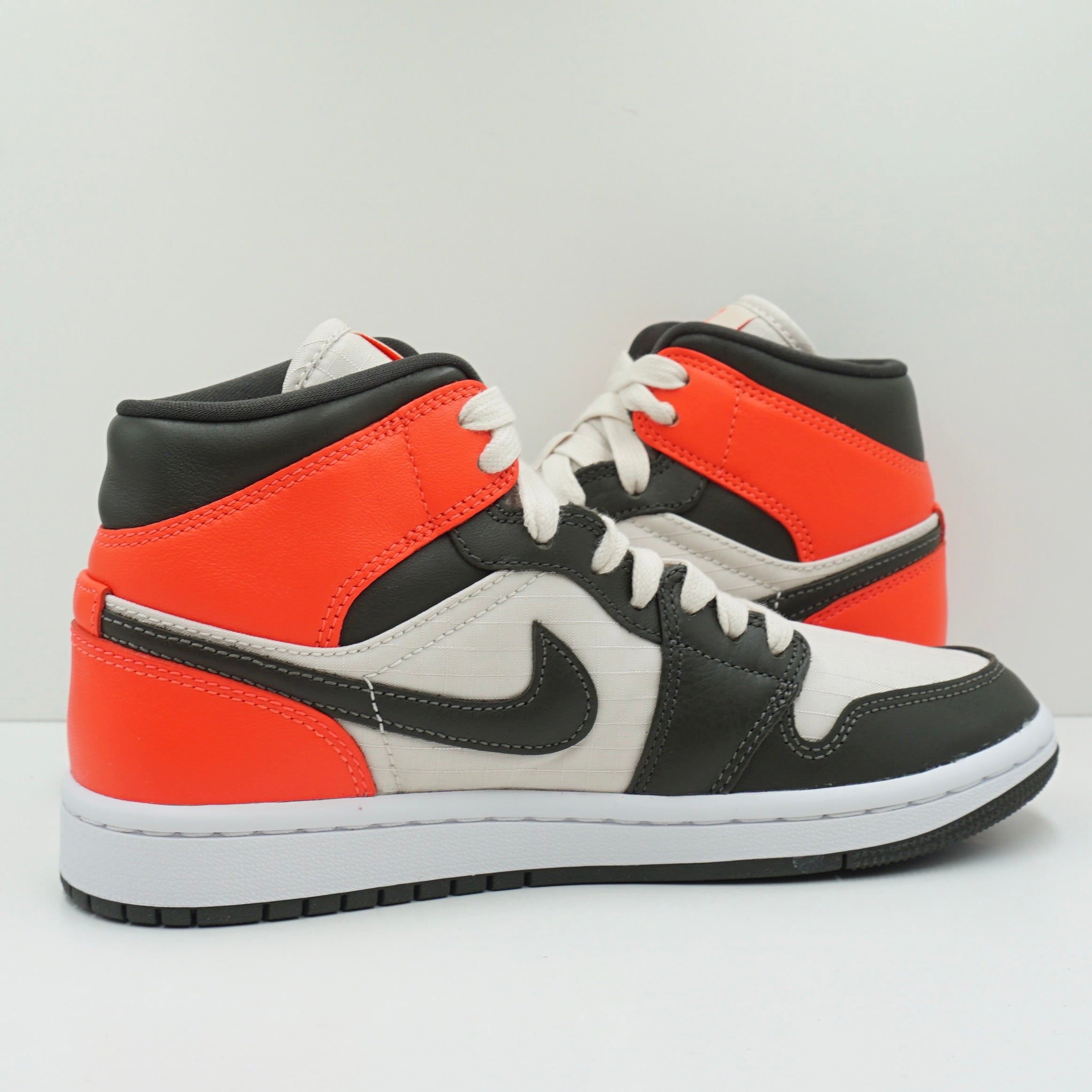 Jordan 1 Mid Newsprint Light Orewood Brown (W)