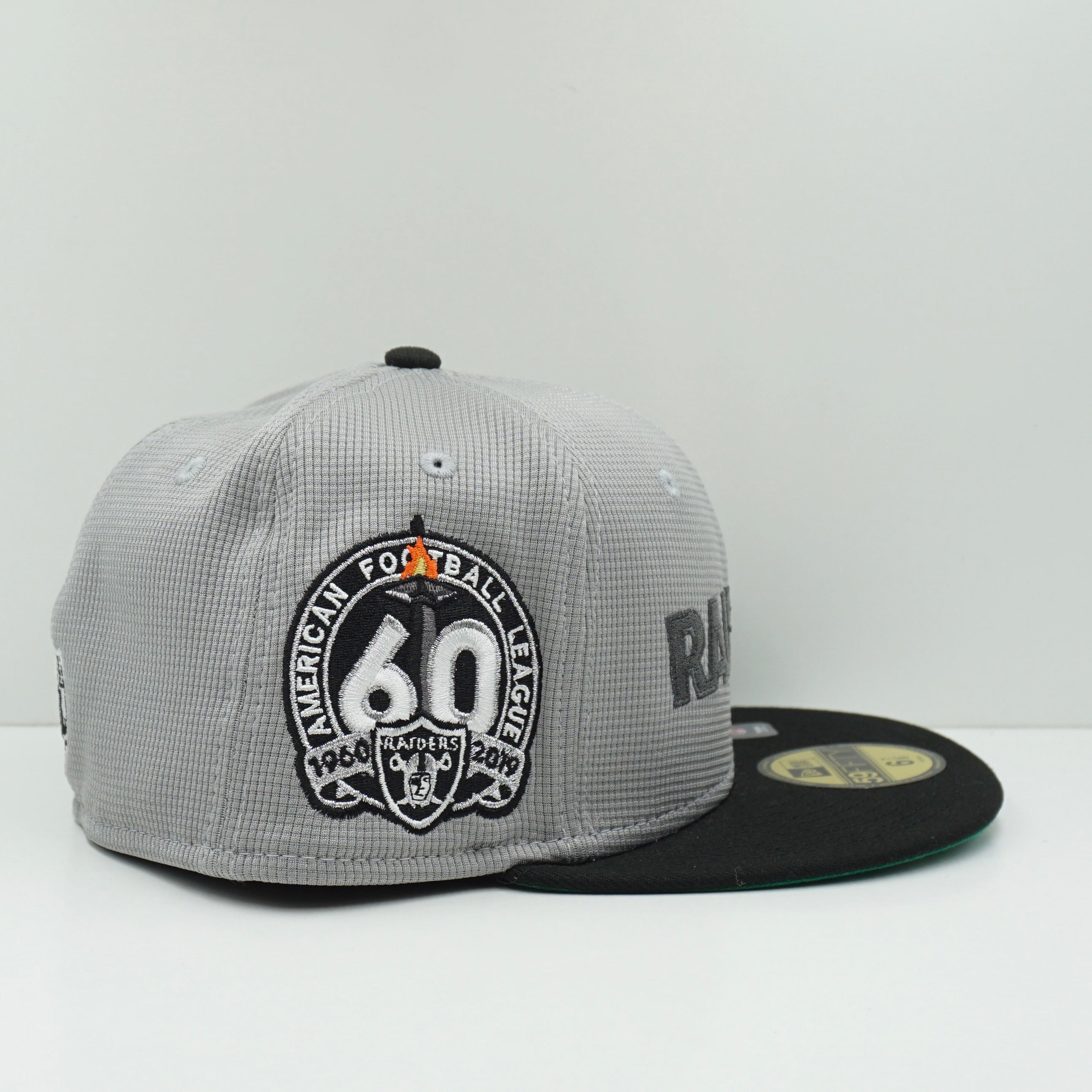 New Era Pivot Mesh Crown Las Vegas Raiders Grey Black Fitted Cap