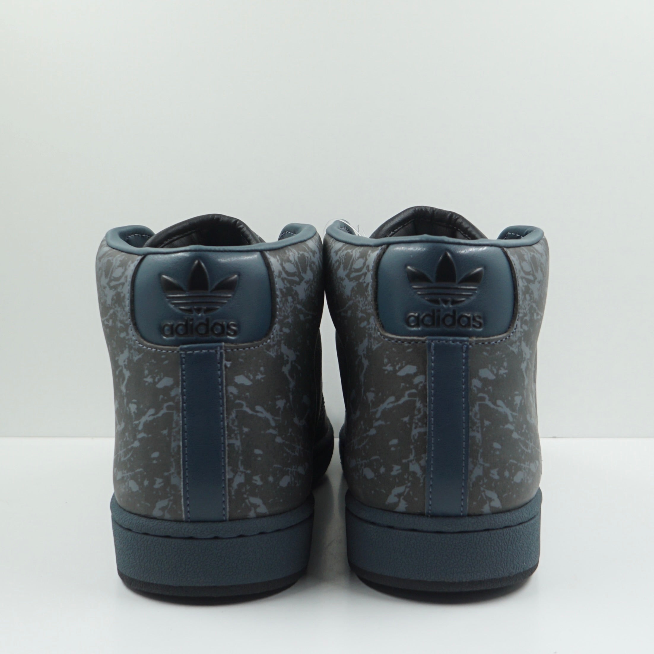 Vintage Adidas Pro Model Graffiti (2008)
