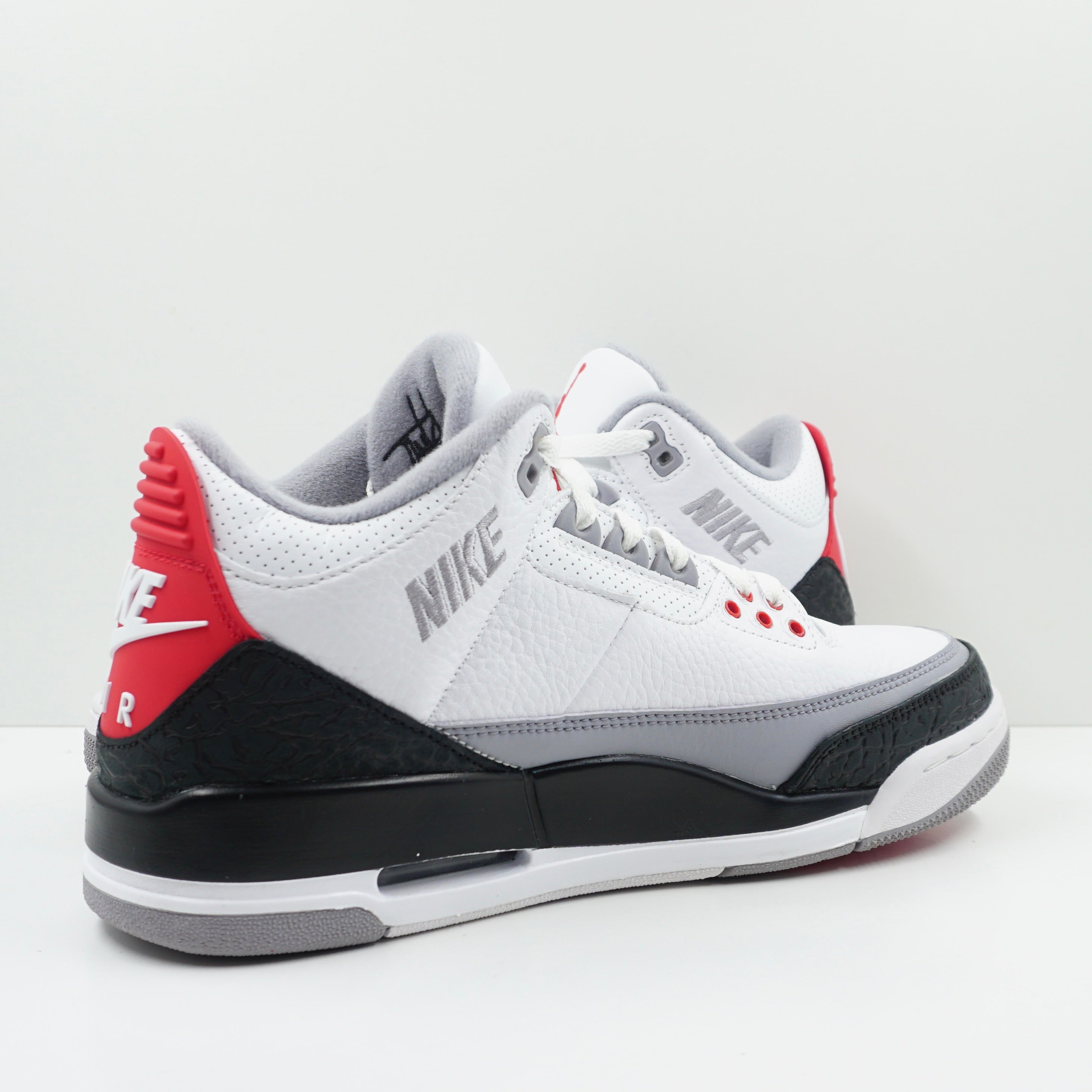 Jordan 3 Retro Tinker Hatfield