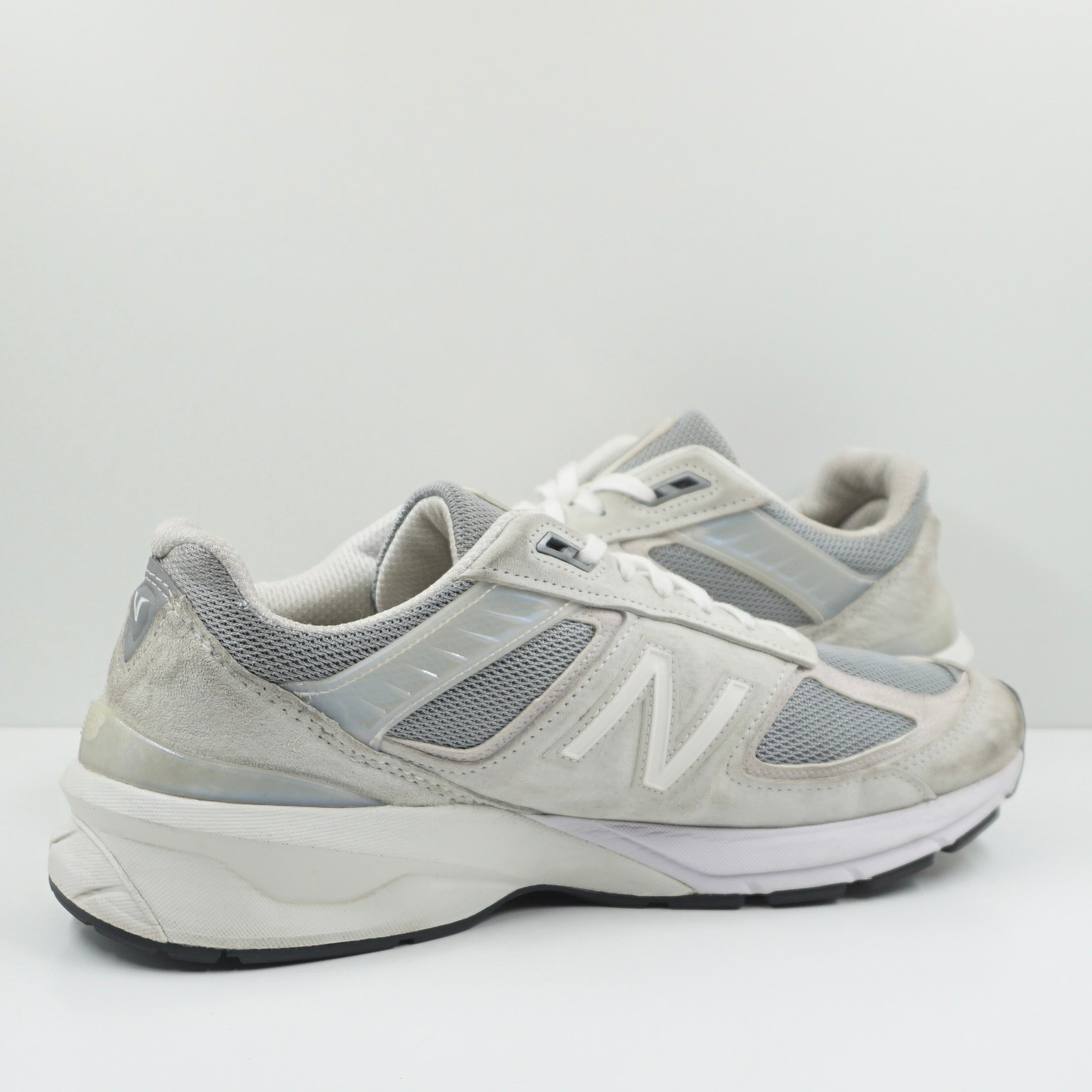 New Balance 990v5 Nimbus Cloud
