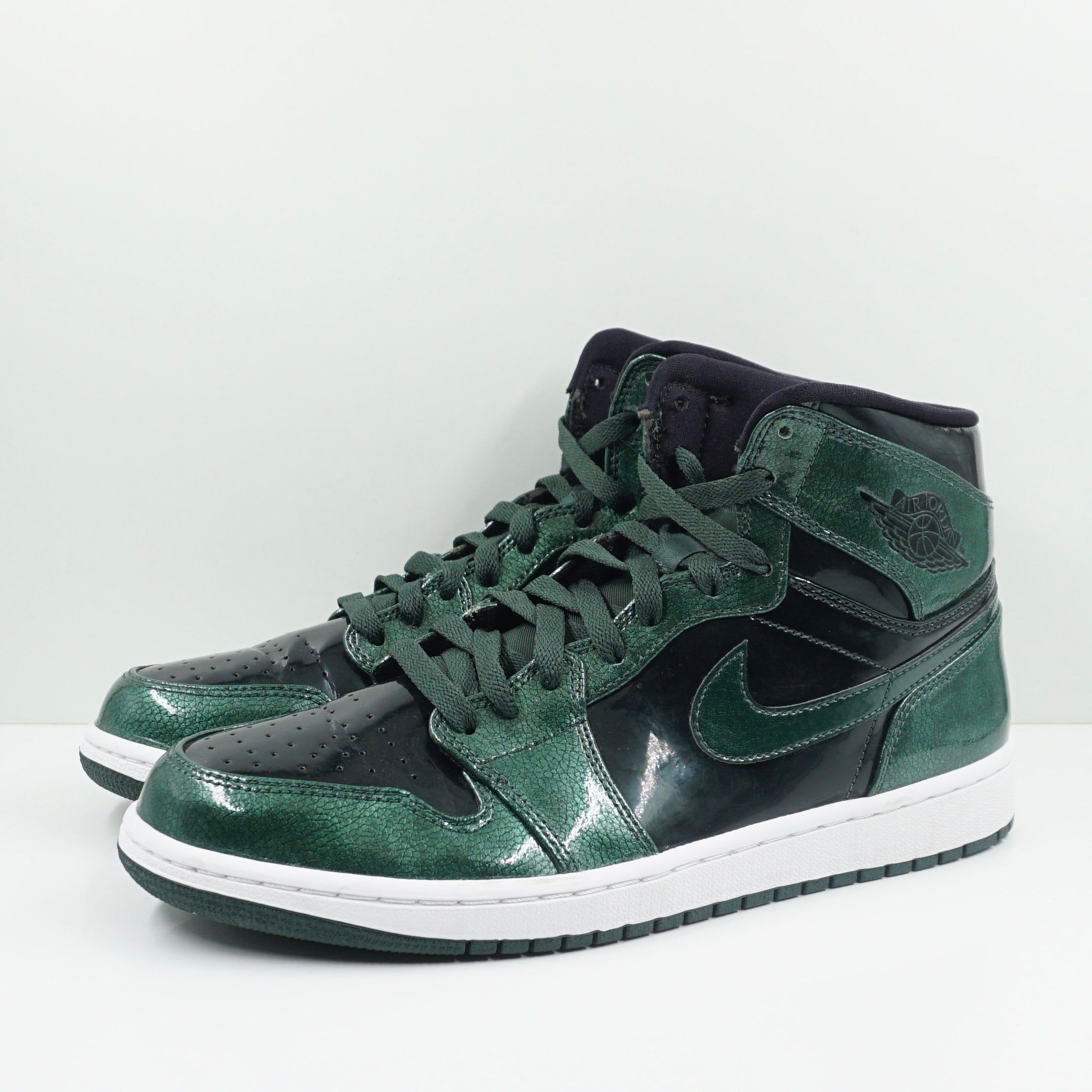 Jordan 1 Retro Groove Green