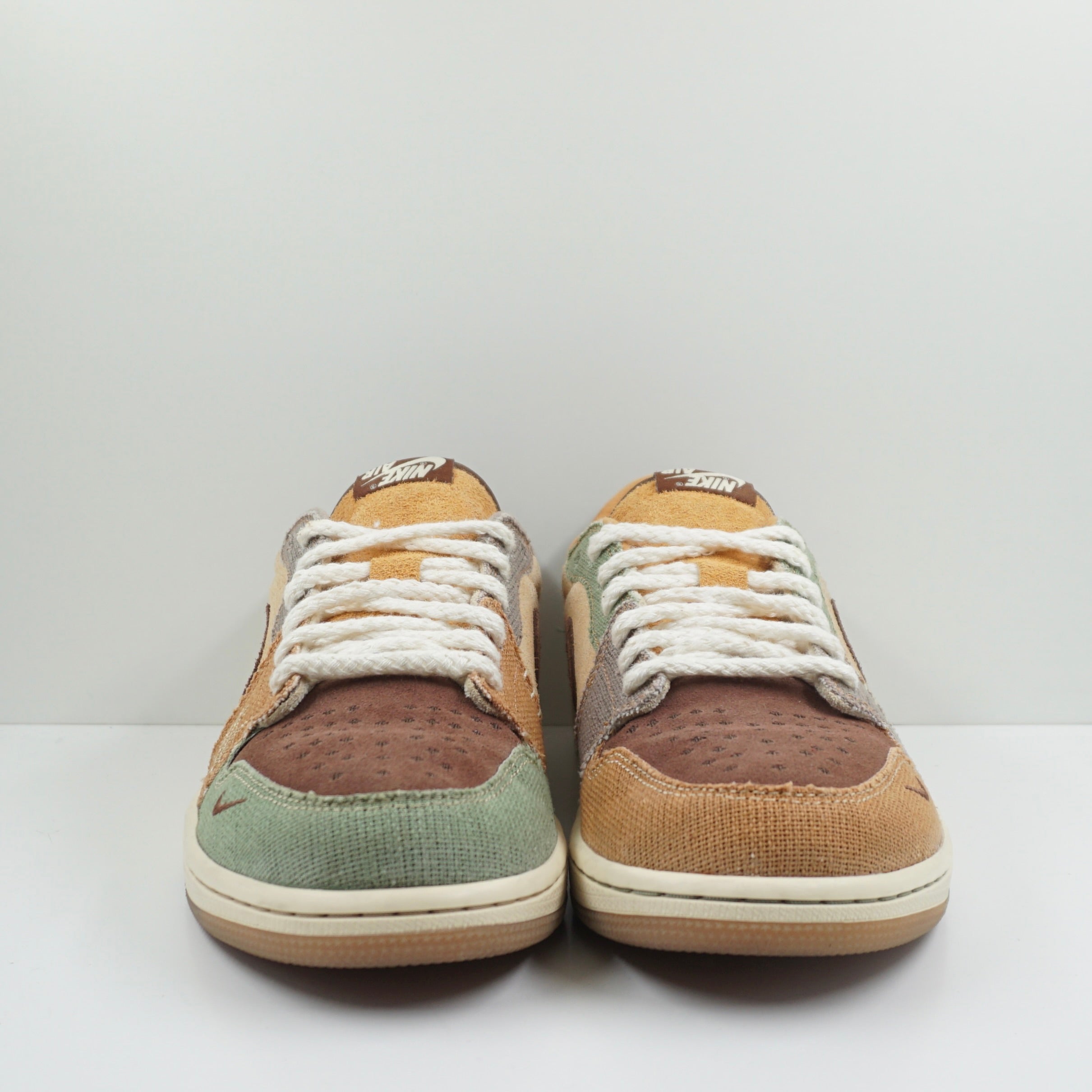 Jordan 1 Retro Low OG Zion Williamson Voodoo