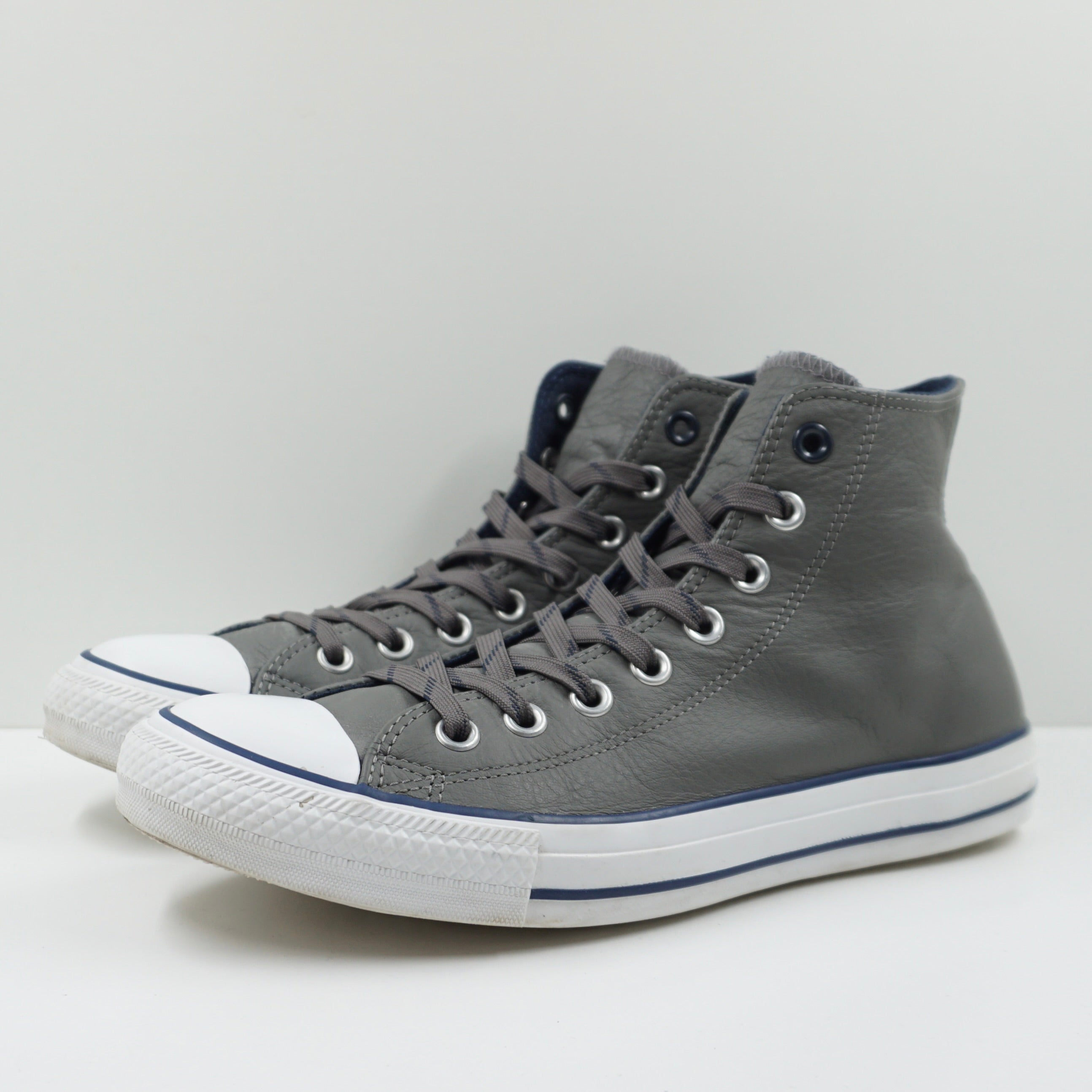 Converse all star grey leather best sale