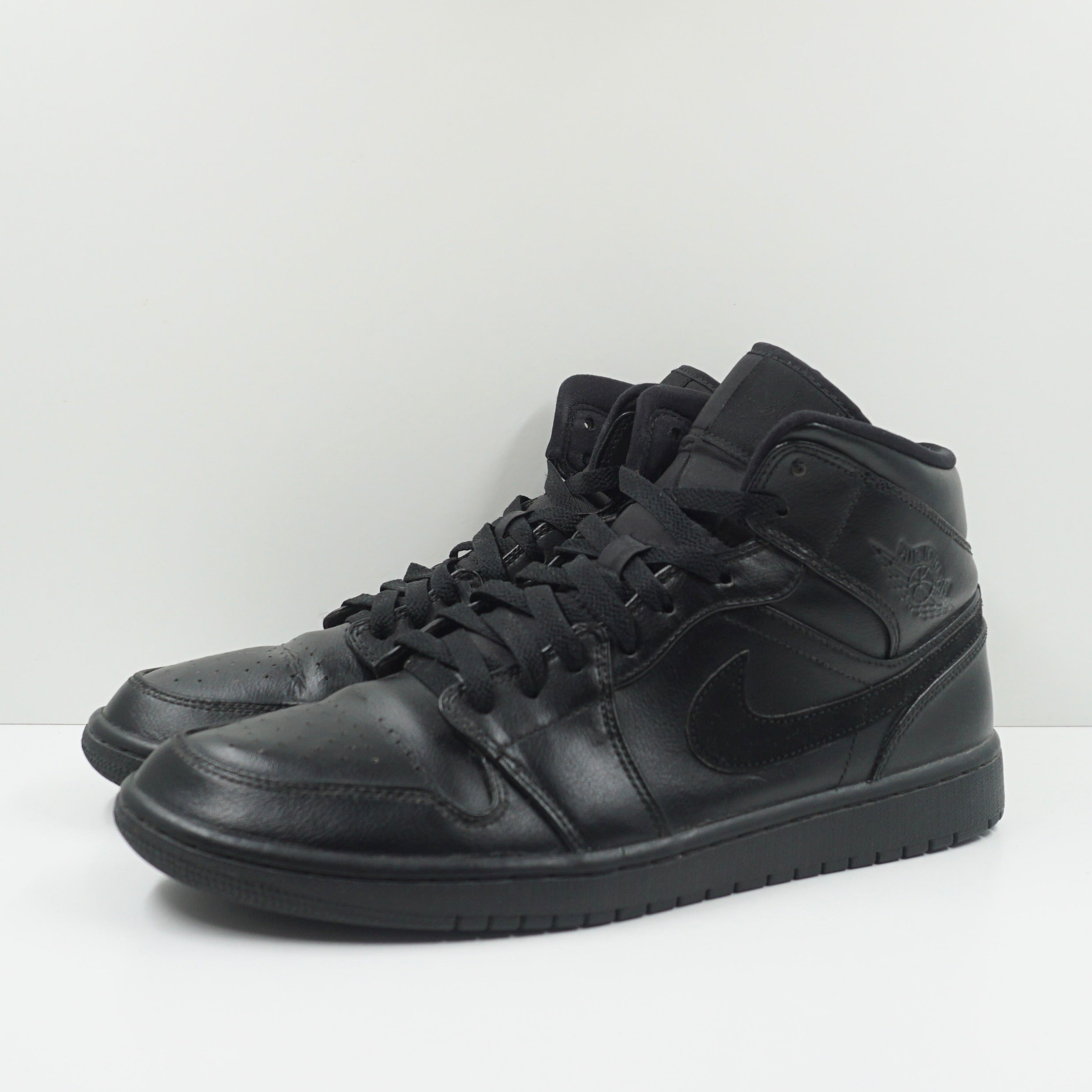 Jordan 1 Mid Black