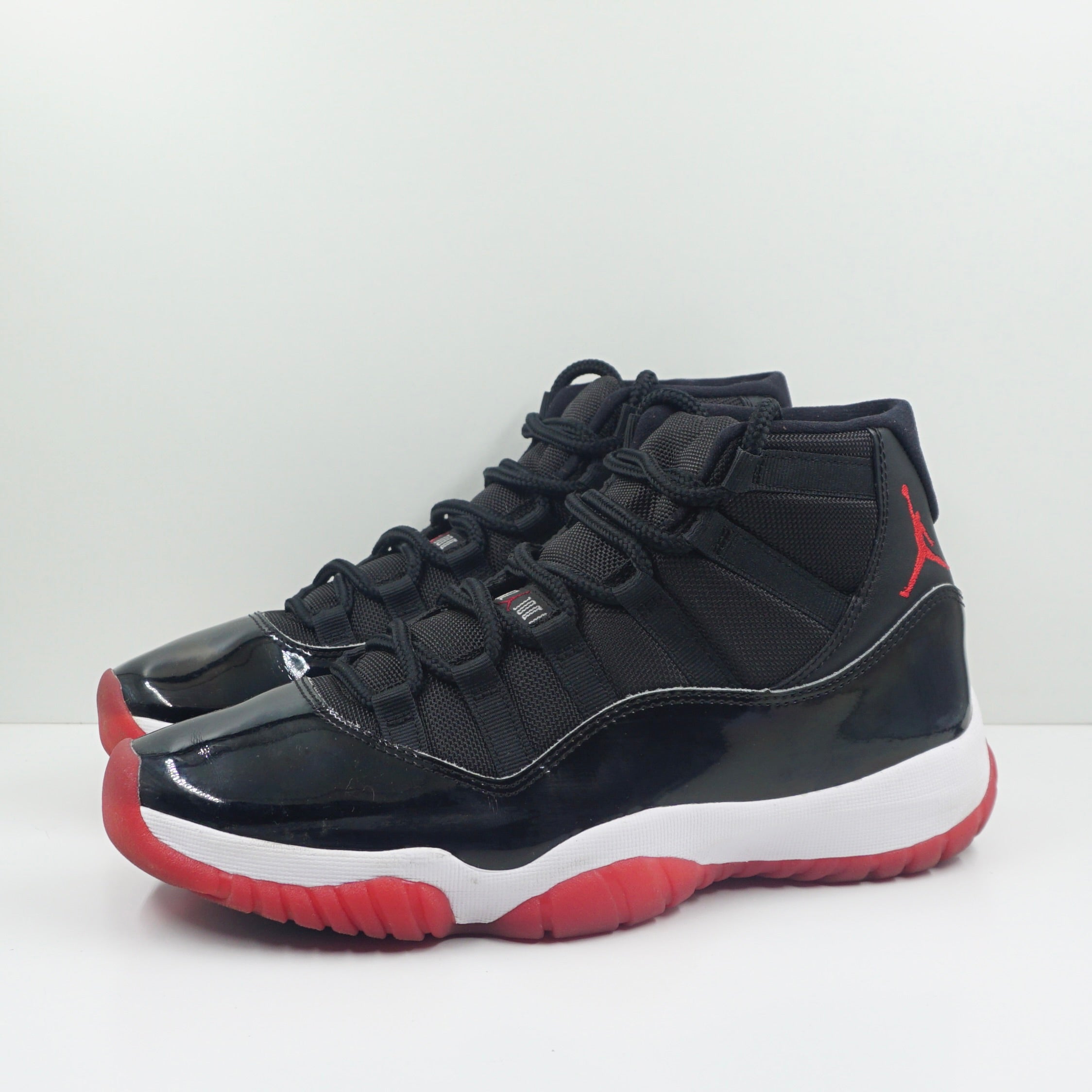 Jordan 11 Retro Playoffs Bred (2019)