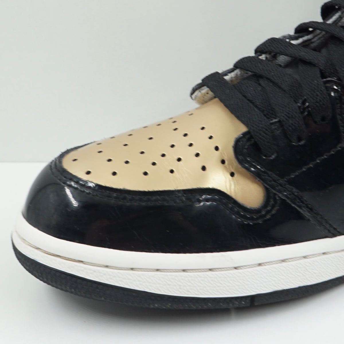 Jordan 1 Retro High NRG Patent Gold Toe
