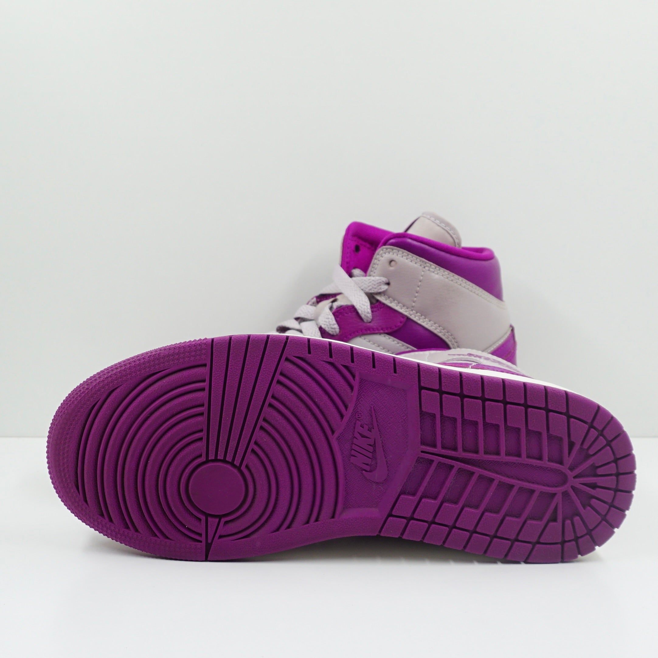 Jordan 1 Mid Magenta (2022) (W)