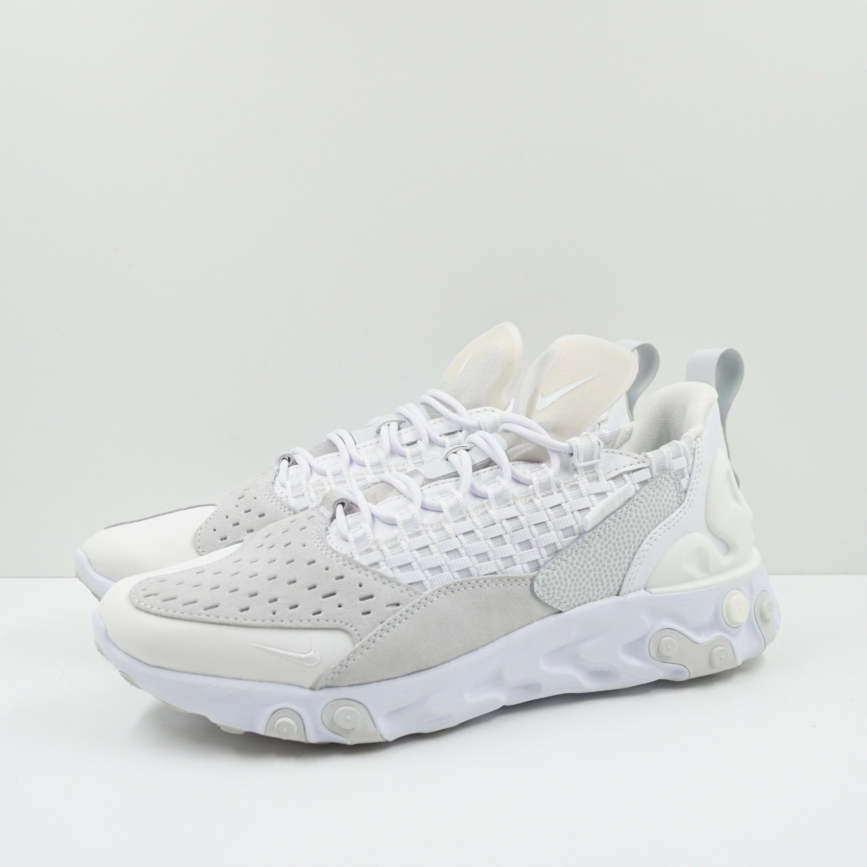 Nike React Sertu Triple White