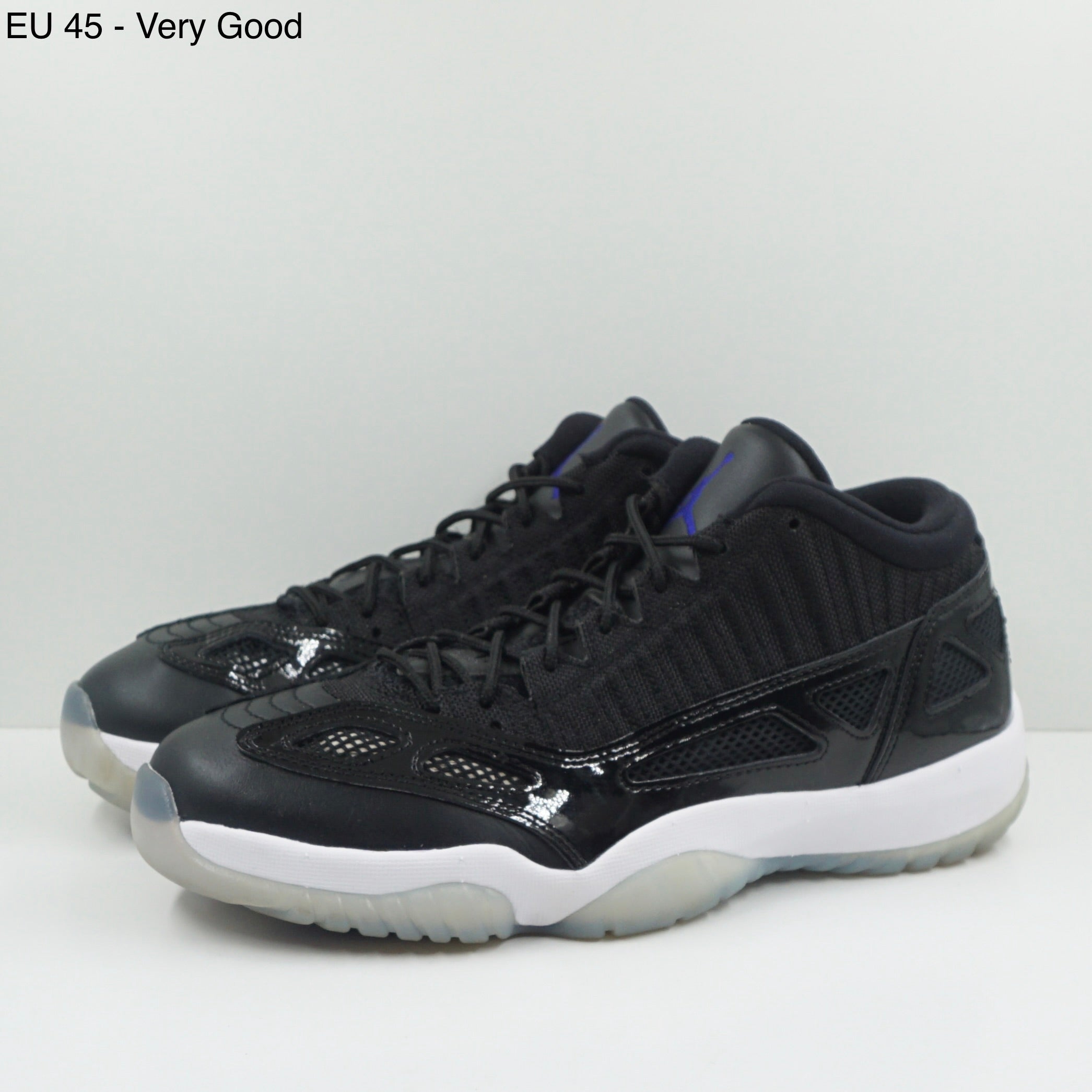 Jordan 11 Retro Low IE Space Jam