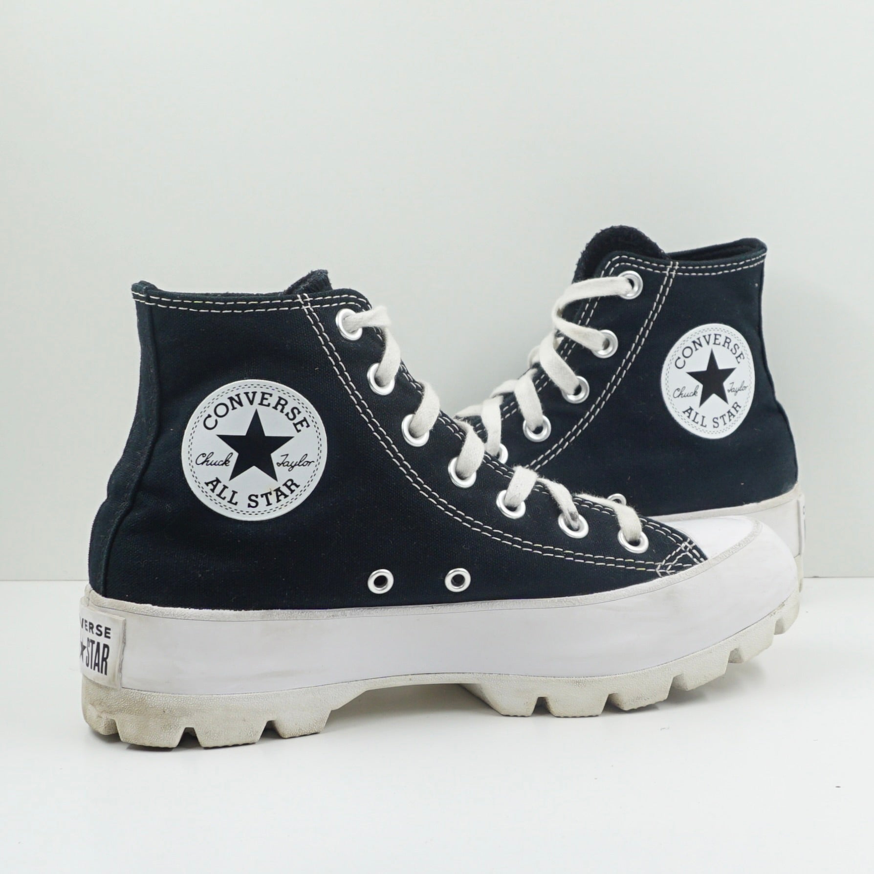 Converse Chuck Taylor All Star Lugged Hi Black White