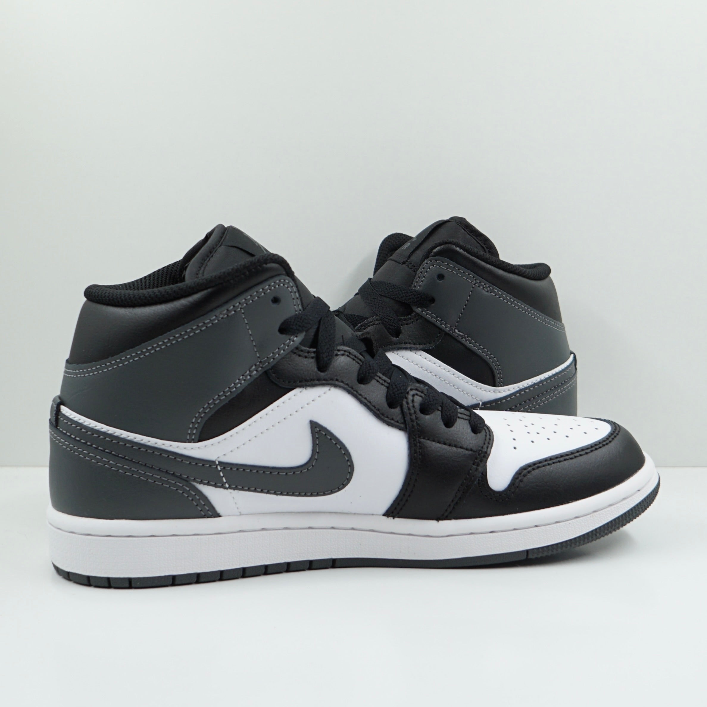 Jordan 1 Mid Black White Iron Grey
