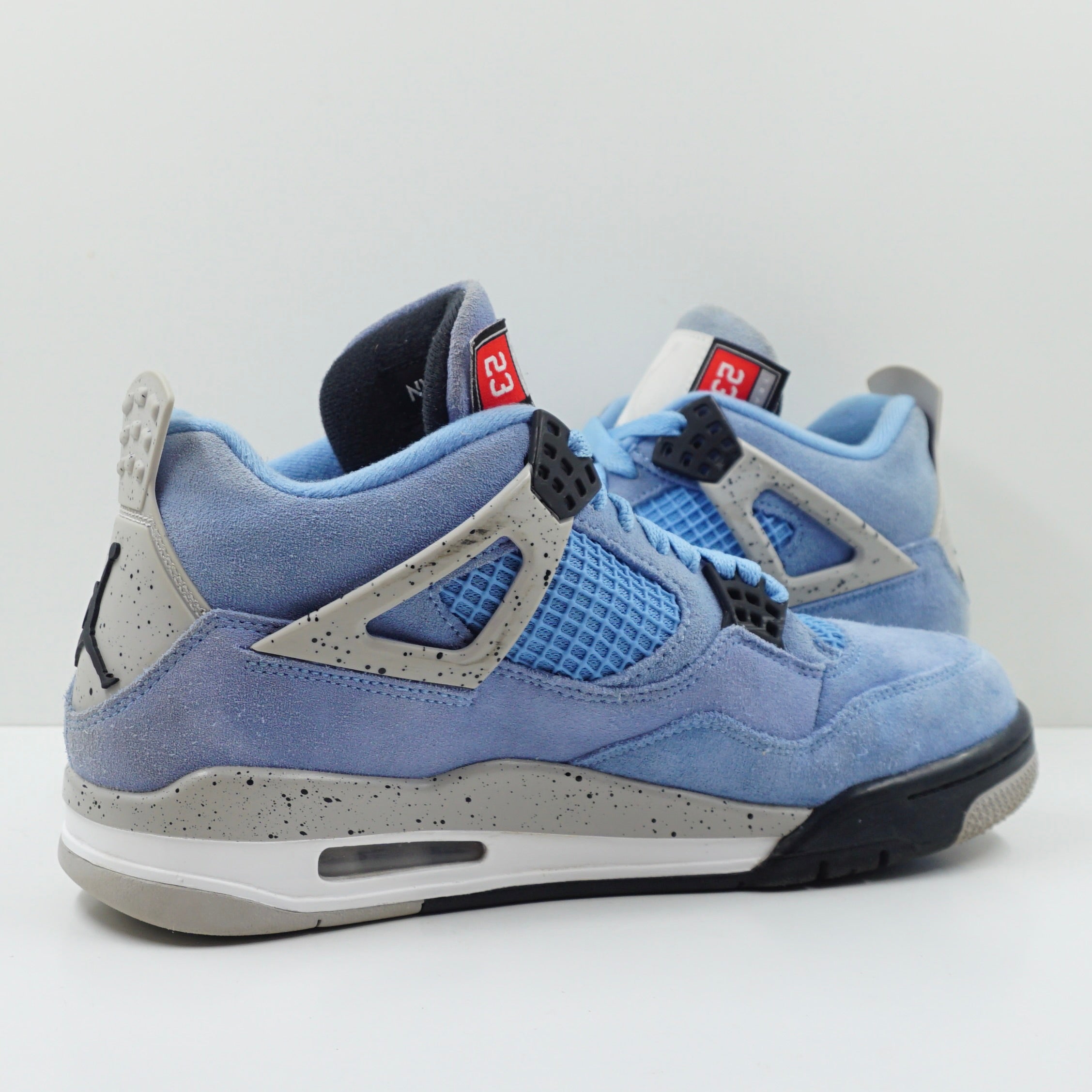 Jordan 4 Retro University Blue