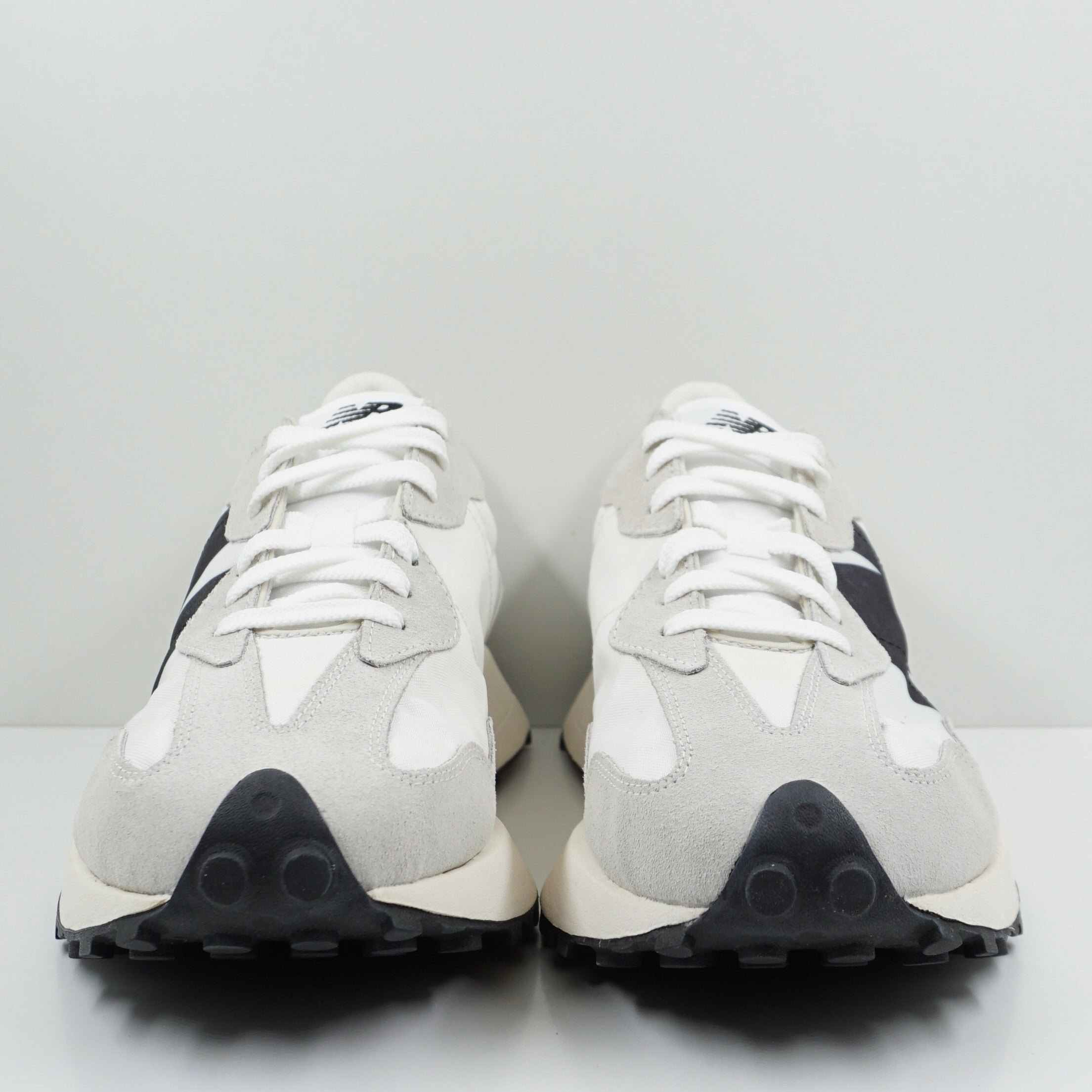 New Balance 327 Sea Salt Black