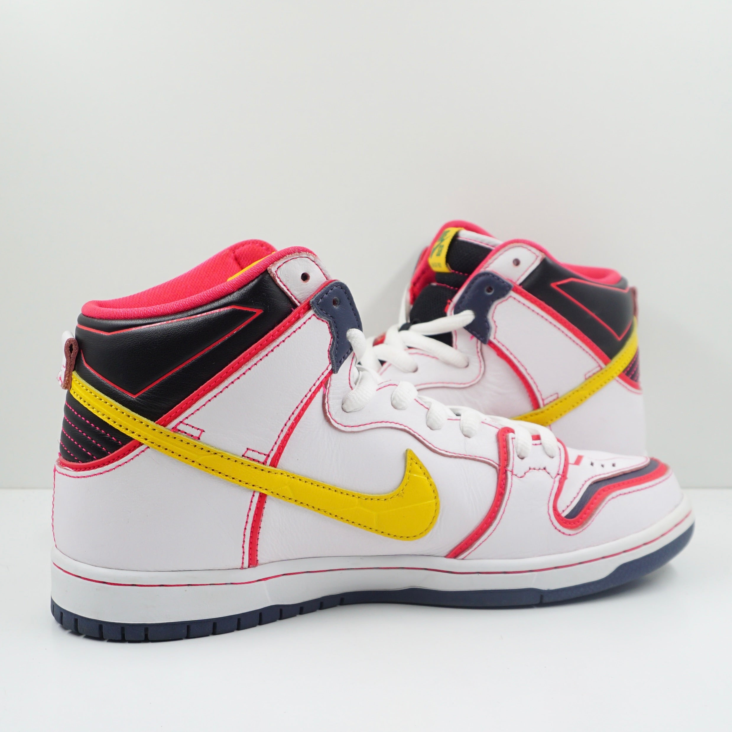 Nike SB Dunk High RX-0 Unicorn Gundam