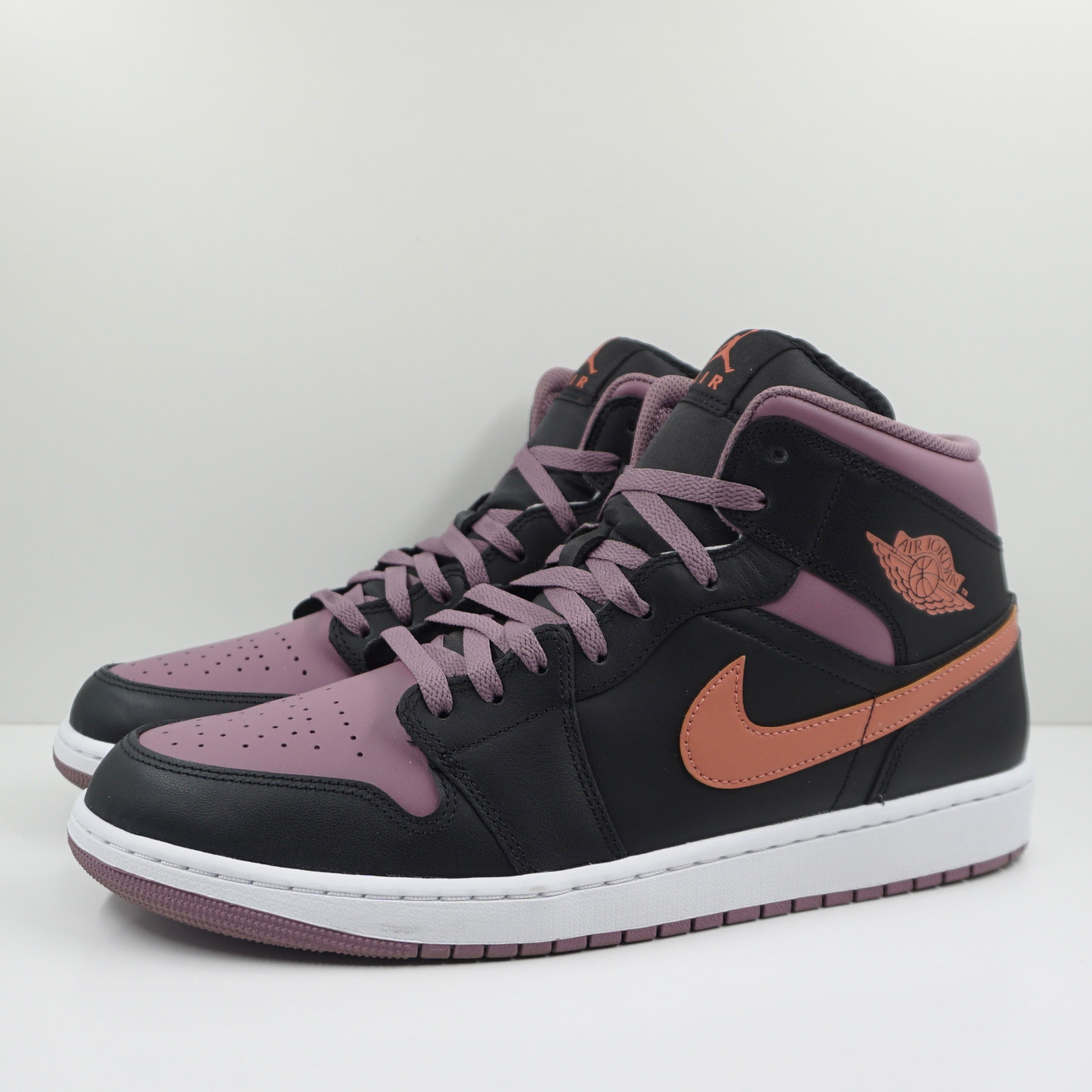 Jordan 1 Mid SE Black Sky J Mauve