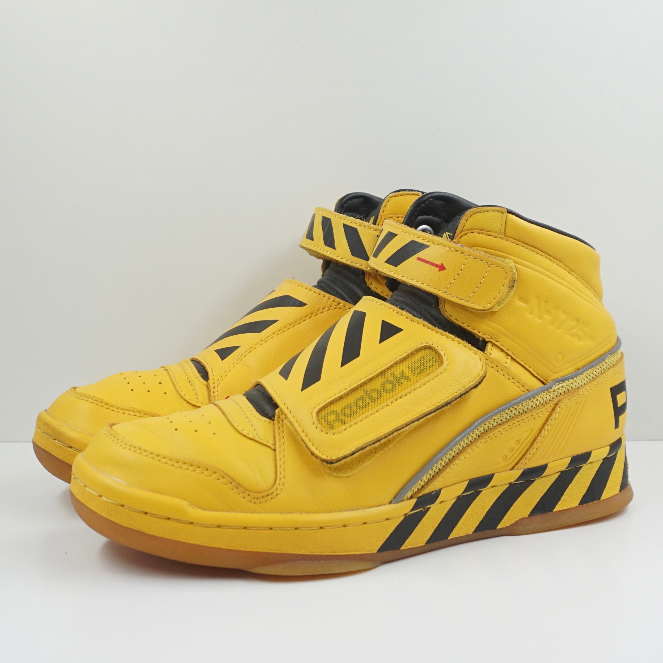 Reebok Aliens x Alien Stomper Mid Powerloader 'The Final Scene Pack'