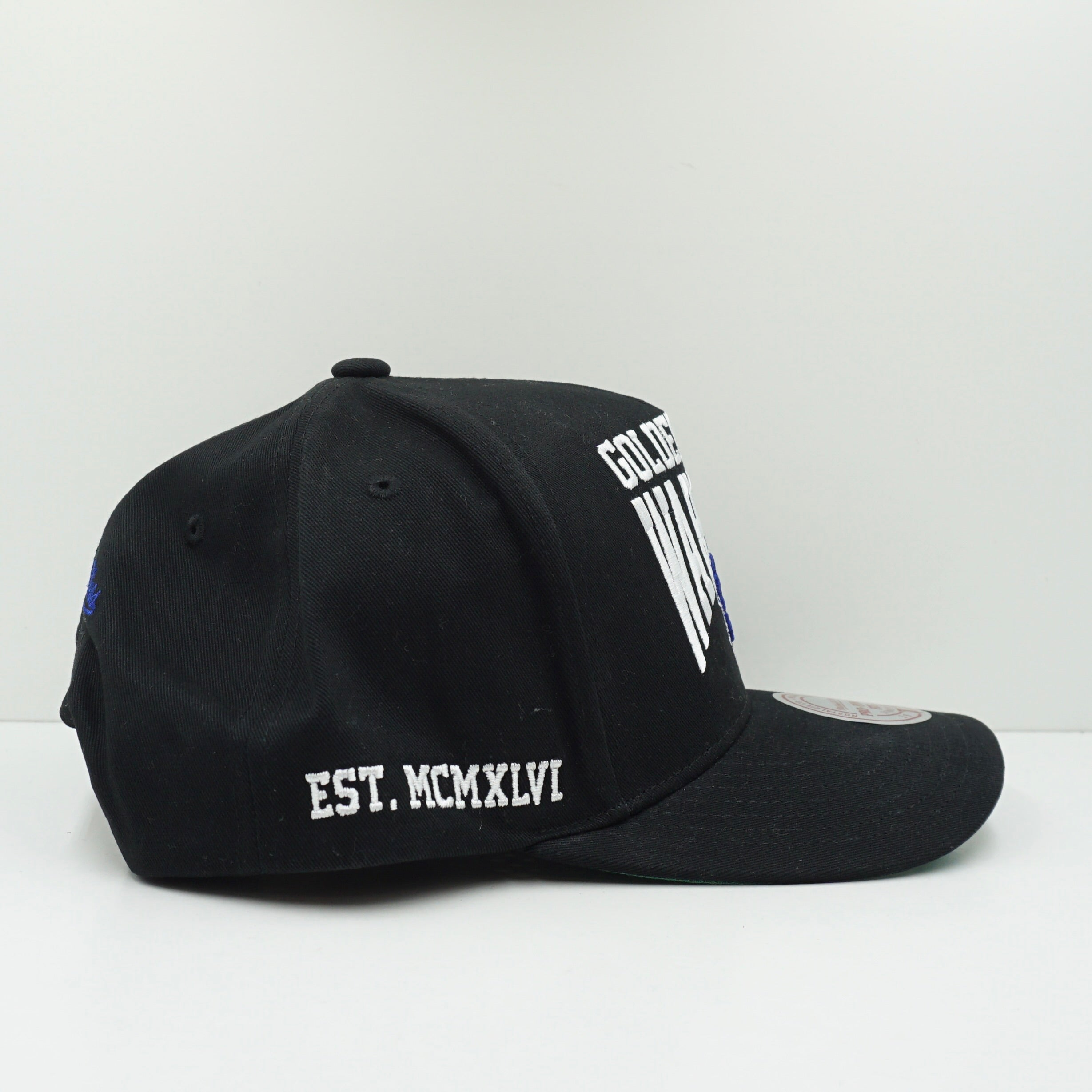 Mitchell & Ness Golden State Warriors Black Pro Pinch Fit Snapback Cap