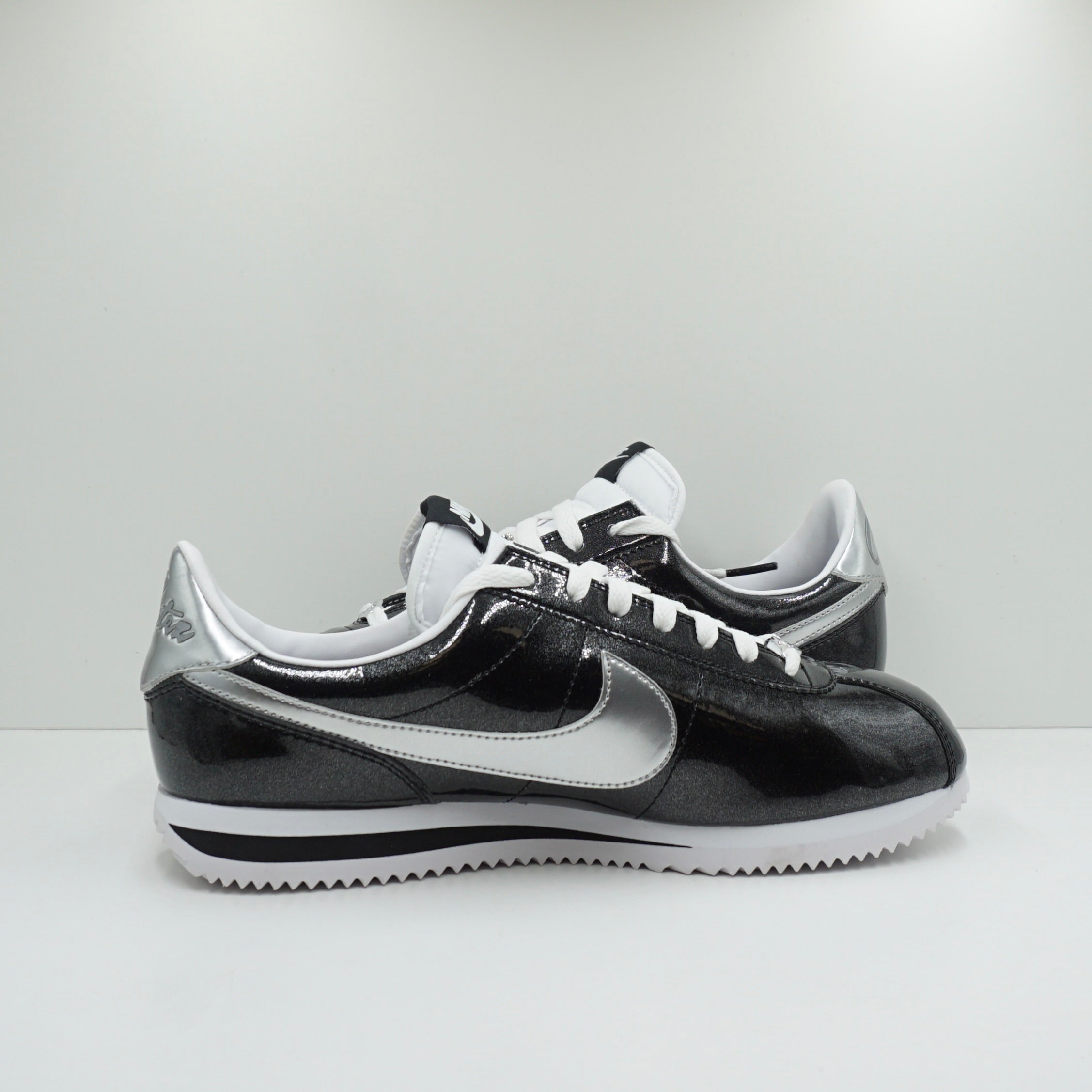 Cortez Basic Premium QS Black Metallic Silver