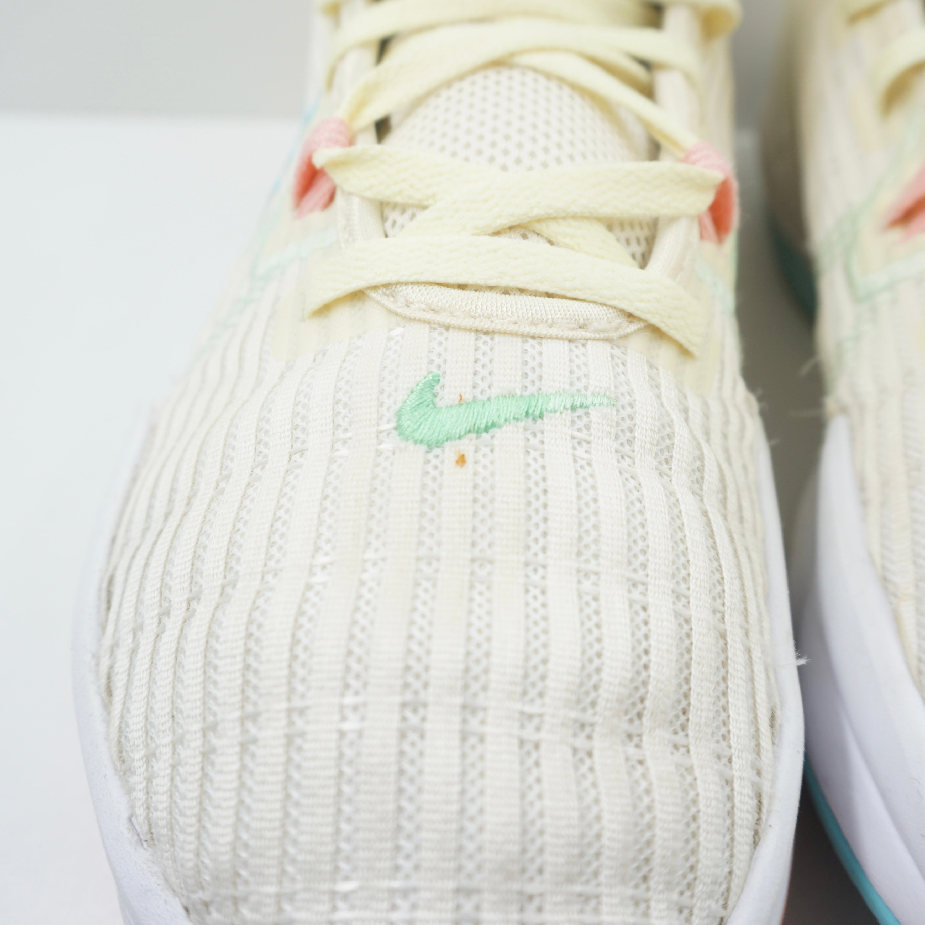 Nike LeBron Witness 6 Easter