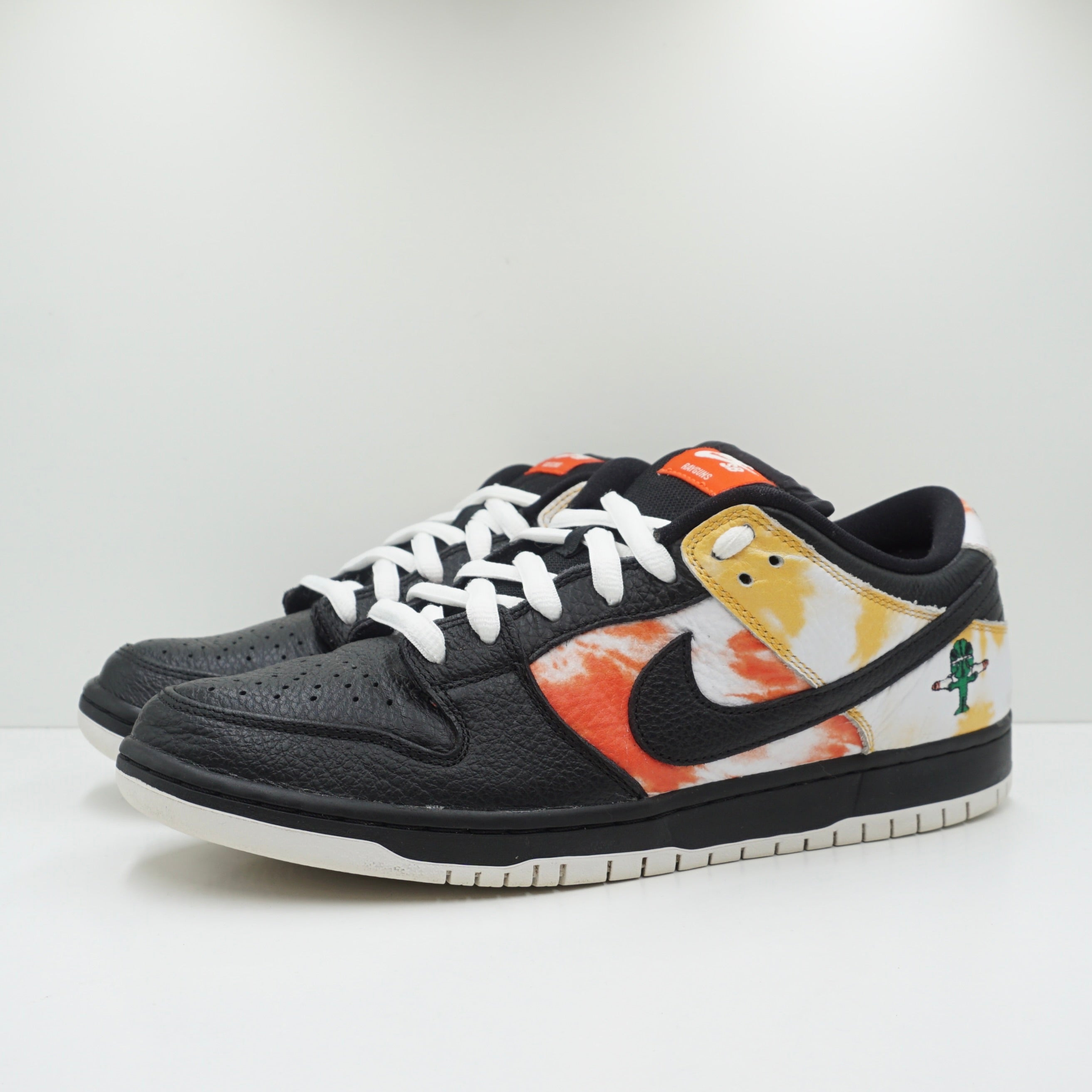 Nike SB Dunk Low Raygun Tie-Dye Black