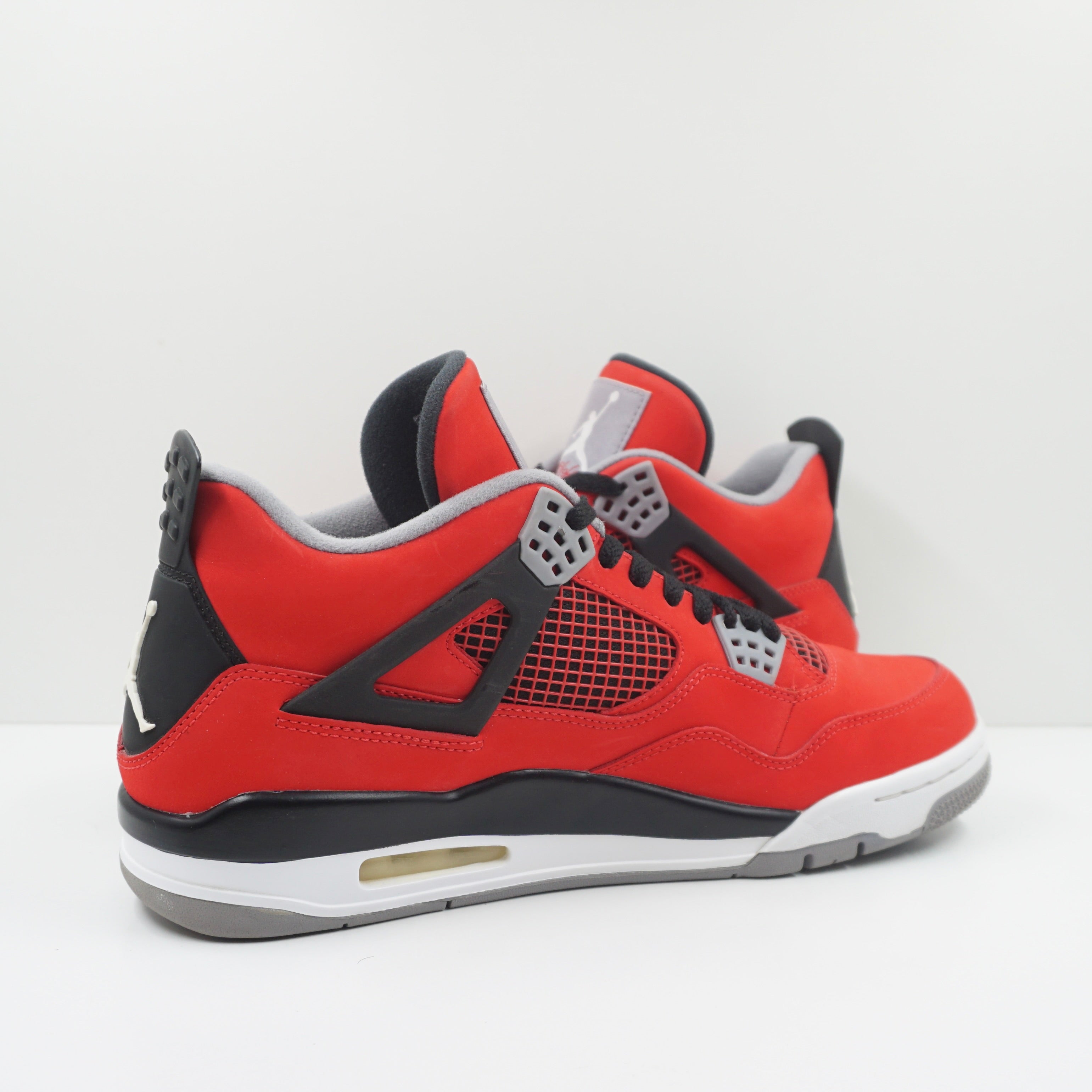 Jordan 4 Retro Toro Bravo (2013)