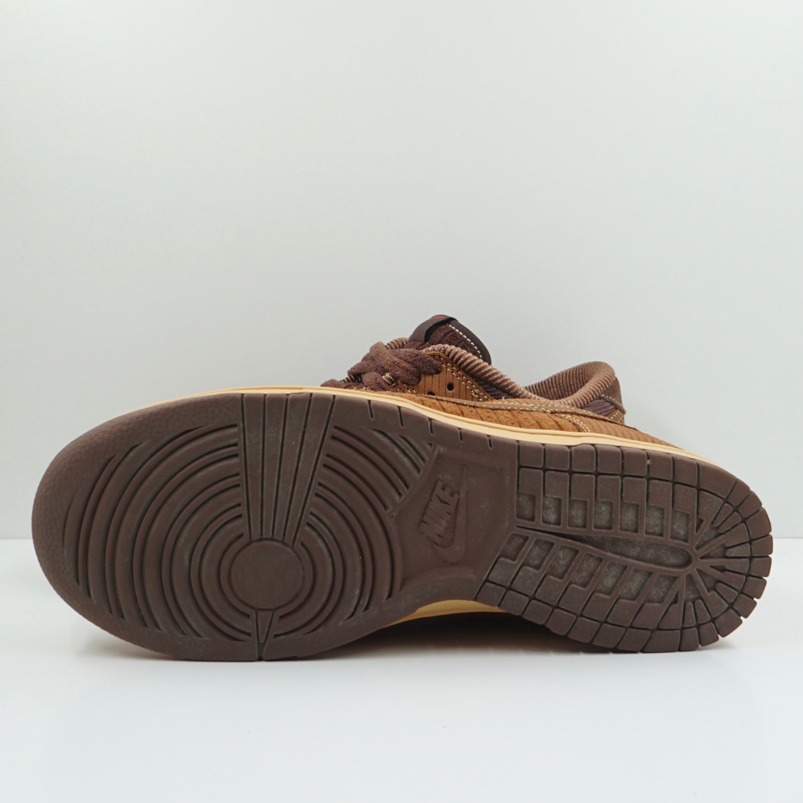 Nike Dunk Low Retro Premium Light British Tan Corduroy
